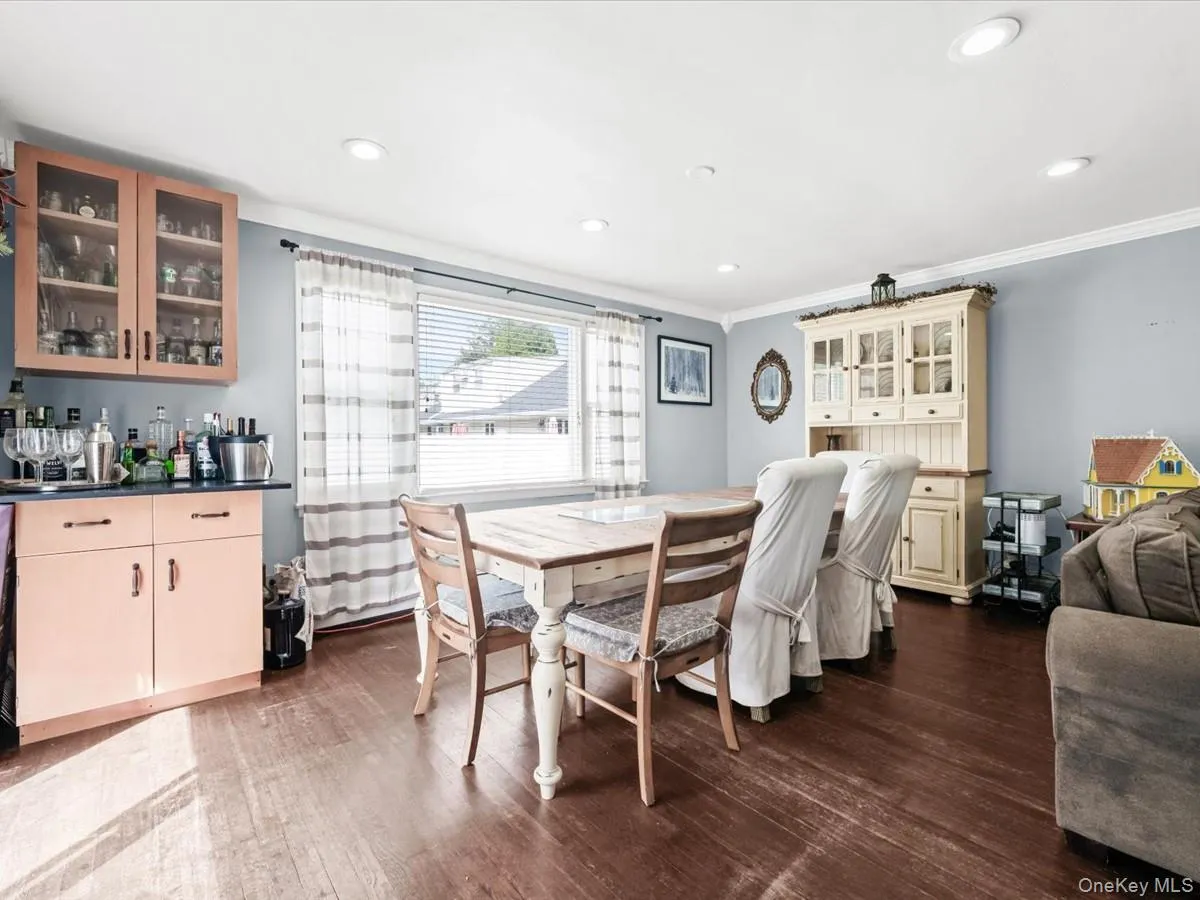 1262 Barberry Road, Hempstead, NY, 3 Bedrooms Bedrooms, 6 Rooms Rooms,2 BathroomsBathrooms,Residential,For Rent,Barberry,0,1047102 1262 Barberry Road, Hempstead, NY, 3 Bedrooms Bedrooms, 6 Rooms Rooms,2 BathroomsBathrooms,Residential,For Rent,Barberry,0,1047102