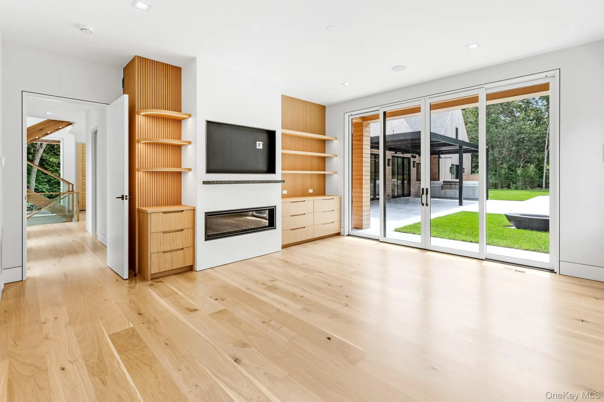147 Old House Landing, East Hampton, NY, 6 Bedrooms Bedrooms, 18 Rooms Rooms,6 BathroomsBathrooms,Residential,For Rent,Old House Landing,0,1047103 147 Old House Landing, East Hampton, NY, 6 Bedrooms Bedrooms, 18 Rooms Rooms,6 BathroomsBathrooms,Residential,For Rent,Old House Landing,0,1047103