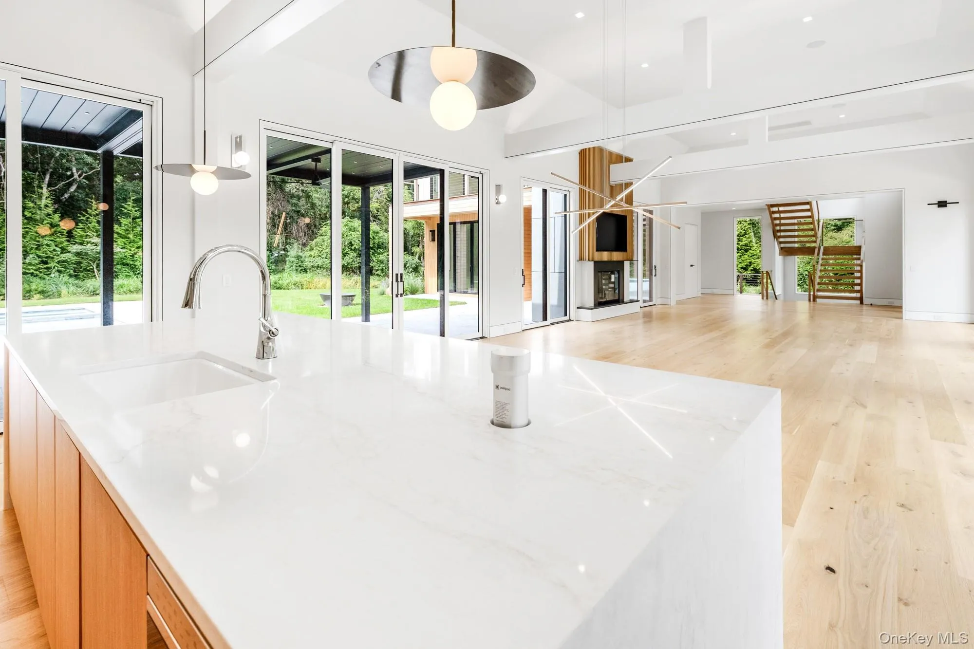 147 Old House Landing, East Hampton, NY, 6 Bedrooms Bedrooms, 18 Rooms Rooms,6 BathroomsBathrooms,Residential,For Rent,Old House Landing,0,1047103 147 Old House Landing, East Hampton, NY, 6 Bedrooms Bedrooms, 18 Rooms Rooms,6 BathroomsBathrooms,Residential,For Rent,Old House Landing,0,1047103