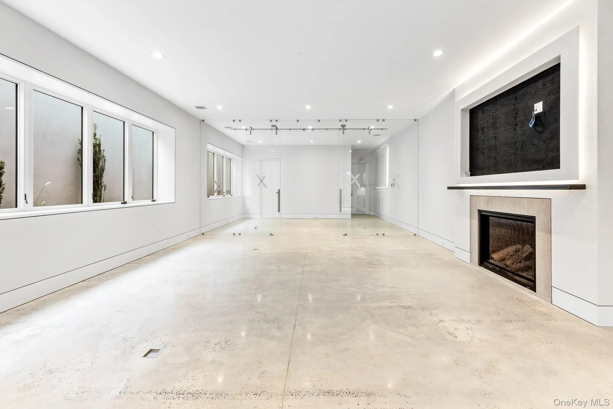 147 Old House Landing, East Hampton, NY, 6 Bedrooms Bedrooms, 18 Rooms Rooms,6 BathroomsBathrooms,Residential,For Rent,Old House Landing,0,1047103 147 Old House Landing, East Hampton, NY, 6 Bedrooms Bedrooms, 18 Rooms Rooms,6 BathroomsBathrooms,Residential,For Rent,Old House Landing,0,1047103