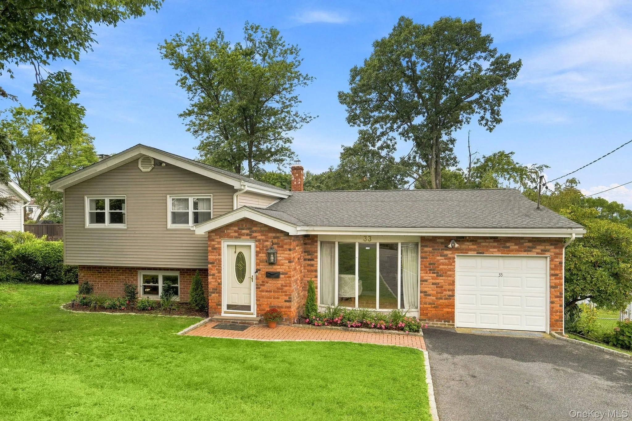 33 Dorchester Drive, Yonkers, NY, 4 Bedrooms Bedrooms, 9 Rooms Rooms,3 BathroomsBathrooms,Residential,For Rent,Dorchester,0,1047109 33 Dorchester Drive, Yonkers, NY, 4 Bedrooms Bedrooms, 9 Rooms Rooms,3 BathroomsBathrooms,Residential,For Rent,Dorchester,0,1047109