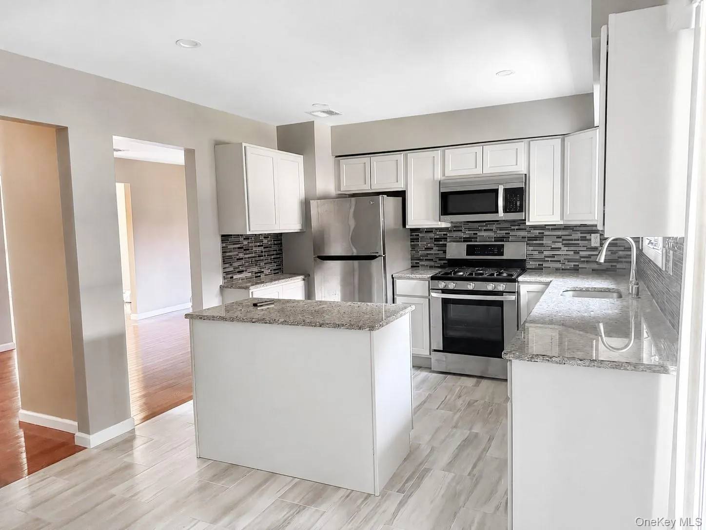 10 Braemar Court, Clarkstown, NY, 2 Bedrooms Bedrooms, 7 Rooms Rooms,2 BathroomsBathrooms,Residential,For Rent,Braemar,0,1047111 10 Braemar Court, Clarkstown, NY, 2 Bedrooms Bedrooms, 7 Rooms Rooms,2 BathroomsBathrooms,Residential,For Rent,Braemar,0,1047111