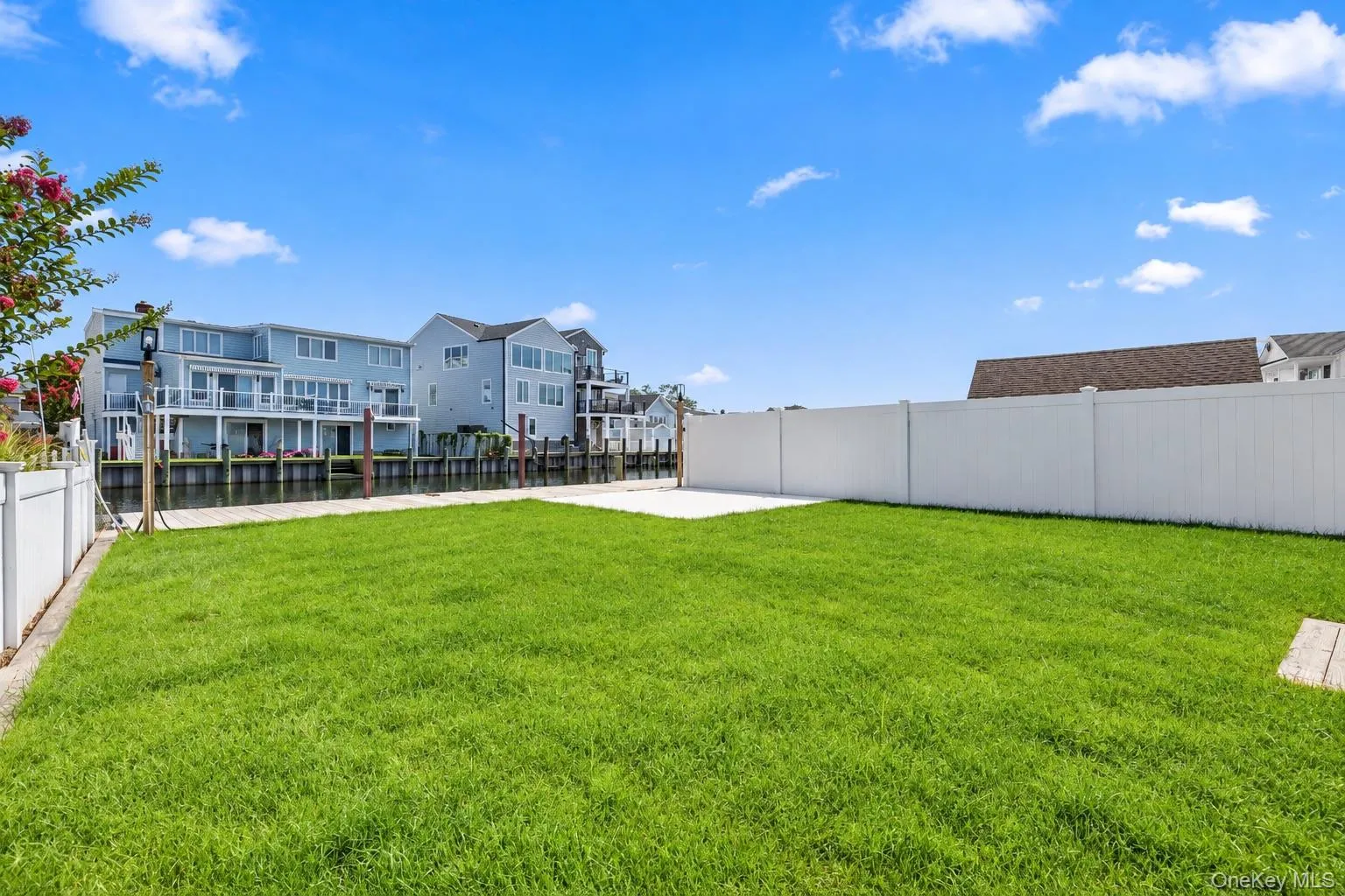 55 Alhambra Road, Oyster Bay, NY, 4 Bedrooms Bedrooms, 6 Rooms Rooms,2 BathroomsBathrooms,Residential Lease,For Rent,Alhambra,0,1047114 55 Alhambra Road, Oyster Bay, NY, 4 Bedrooms Bedrooms, 6 Rooms Rooms,2 BathroomsBathrooms,Residential Lease,For Rent,Alhambra,0,1047114