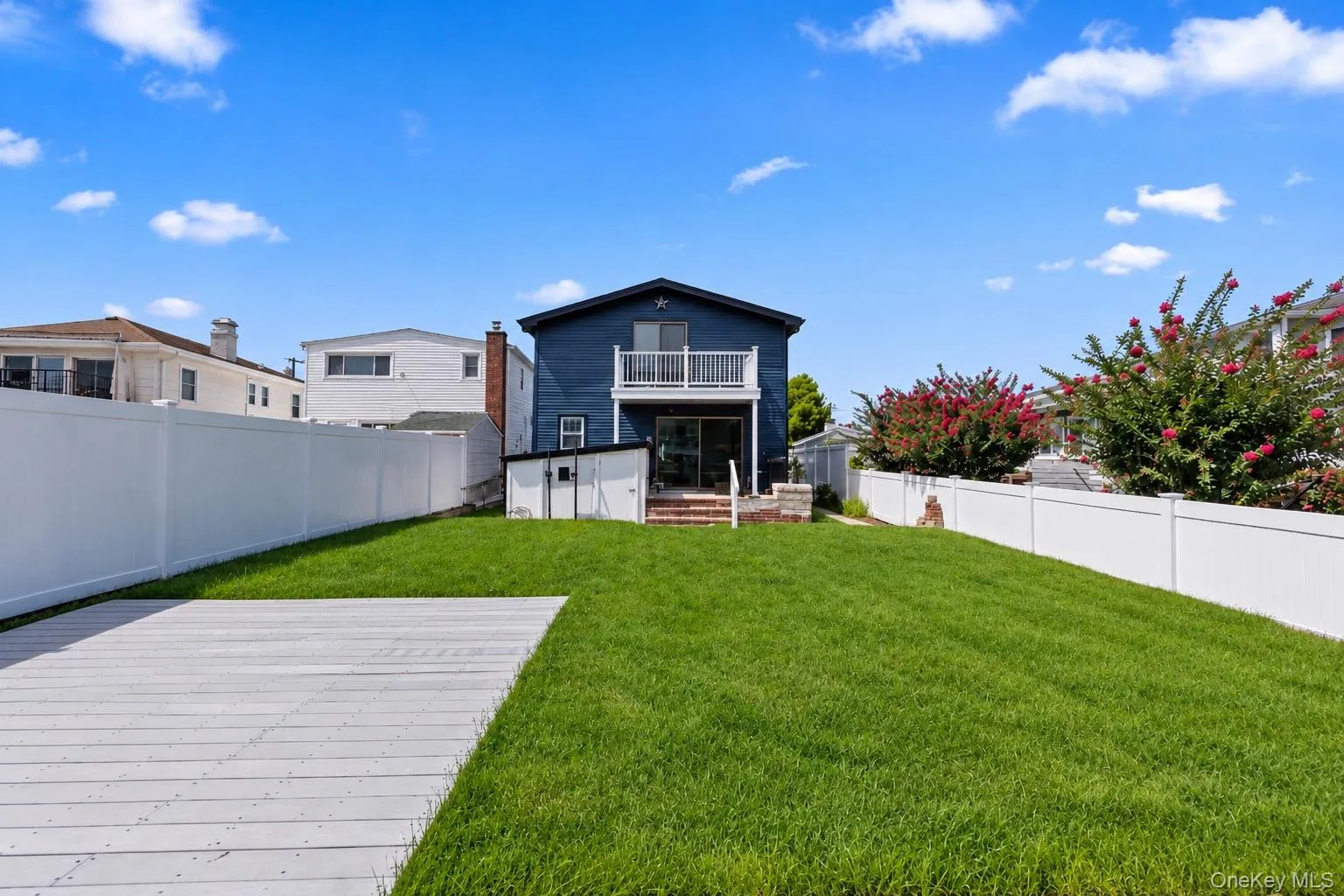 55 Alhambra Road, Oyster Bay, NY, 4 Bedrooms Bedrooms, 6 Rooms Rooms,2 BathroomsBathrooms,Residential Lease,For Rent,Alhambra,0,1047114 55 Alhambra Road, Oyster Bay, NY, 4 Bedrooms Bedrooms, 6 Rooms Rooms,2 BathroomsBathrooms,Residential Lease,For Rent,Alhambra,0,1047114