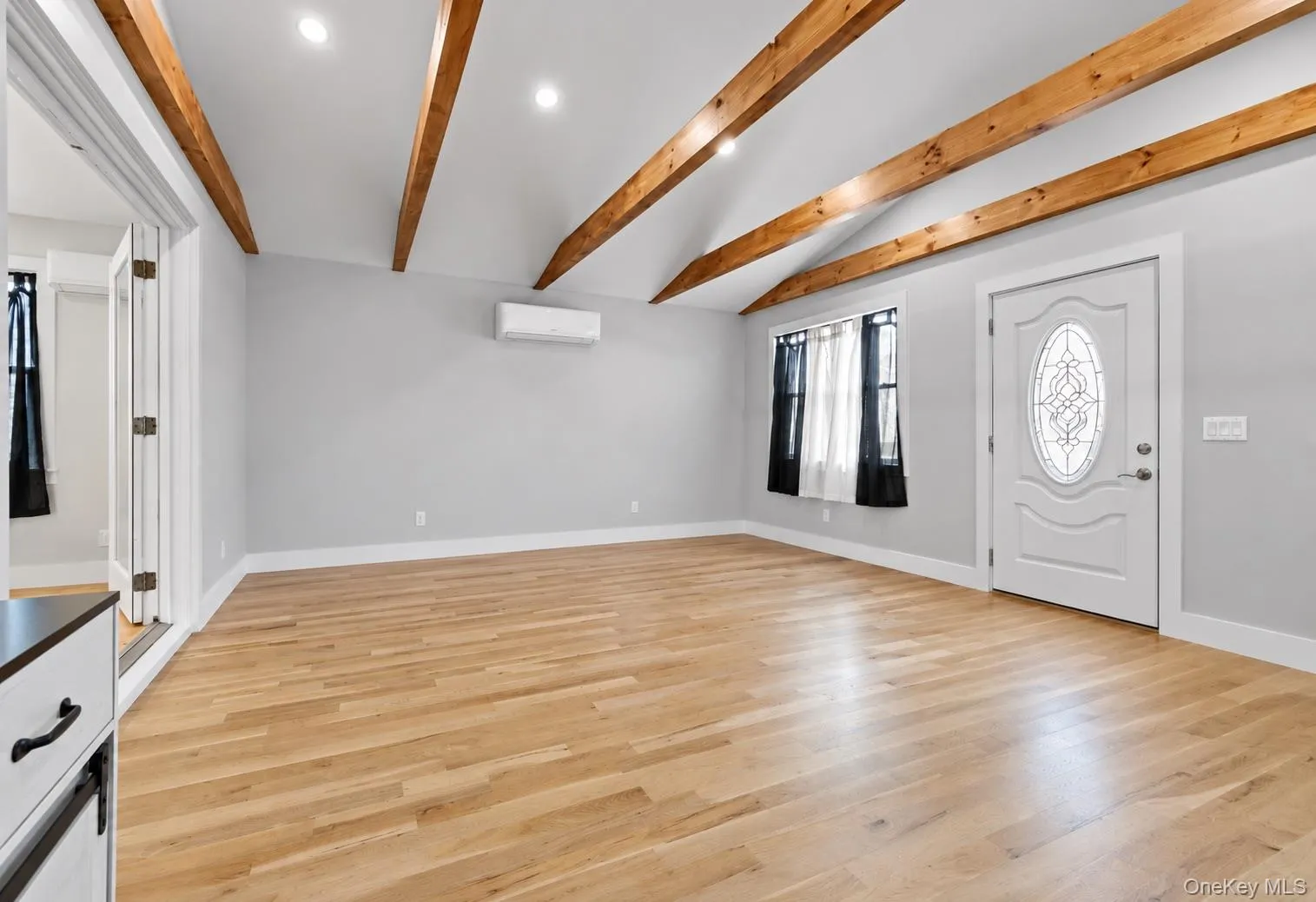 55 Alhambra Road, Oyster Bay, NY, 4 Bedrooms Bedrooms, 6 Rooms Rooms,2 BathroomsBathrooms,Residential Lease,For Rent,Alhambra,0,1047114 55 Alhambra Road, Oyster Bay, NY, 4 Bedrooms Bedrooms, 6 Rooms Rooms,2 BathroomsBathrooms,Residential Lease,For Rent,Alhambra,0,1047114