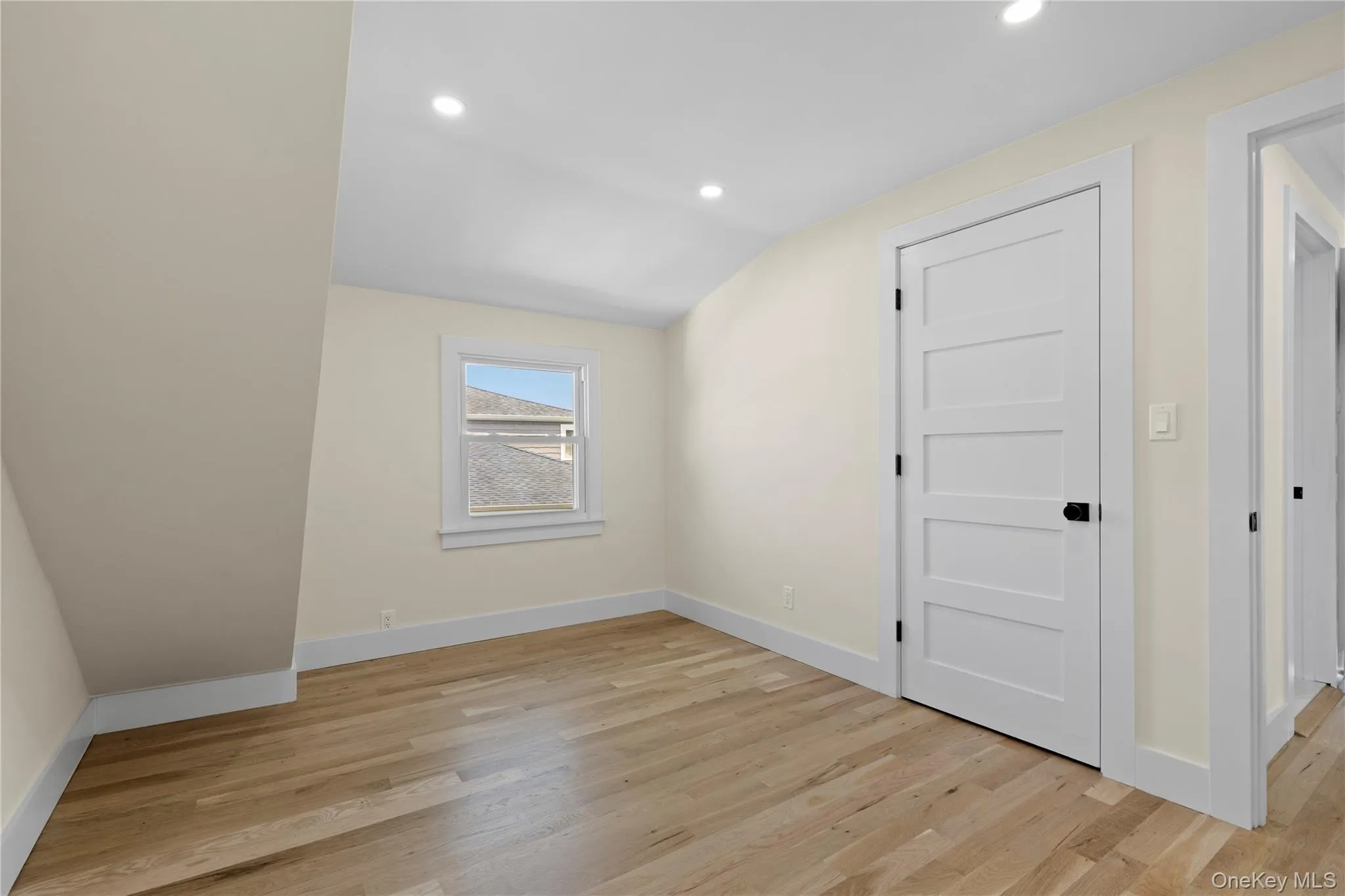 55 Alhambra Road, Oyster Bay, NY, 4 Bedrooms Bedrooms, 6 Rooms Rooms,2 BathroomsBathrooms,Residential Lease,For Rent,Alhambra,0,1047114 55 Alhambra Road, Oyster Bay, NY, 4 Bedrooms Bedrooms, 6 Rooms Rooms,2 BathroomsBathrooms,Residential Lease,For Rent,Alhambra,0,1047114