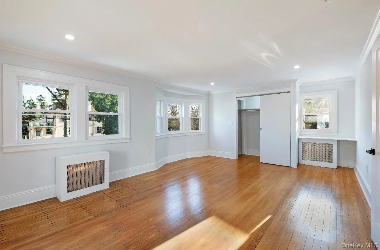 120 Lena Avenue, Hempstead, NY, 6 Bedrooms Bedrooms, 8 Rooms Rooms,2 BathroomsBathrooms,Residential,For Rent,Lena,0,1047130 120 Lena Avenue, Hempstead, NY, 6 Bedrooms Bedrooms, 8 Rooms Rooms,2 BathroomsBathrooms,Residential,For Rent,Lena,0,1047130