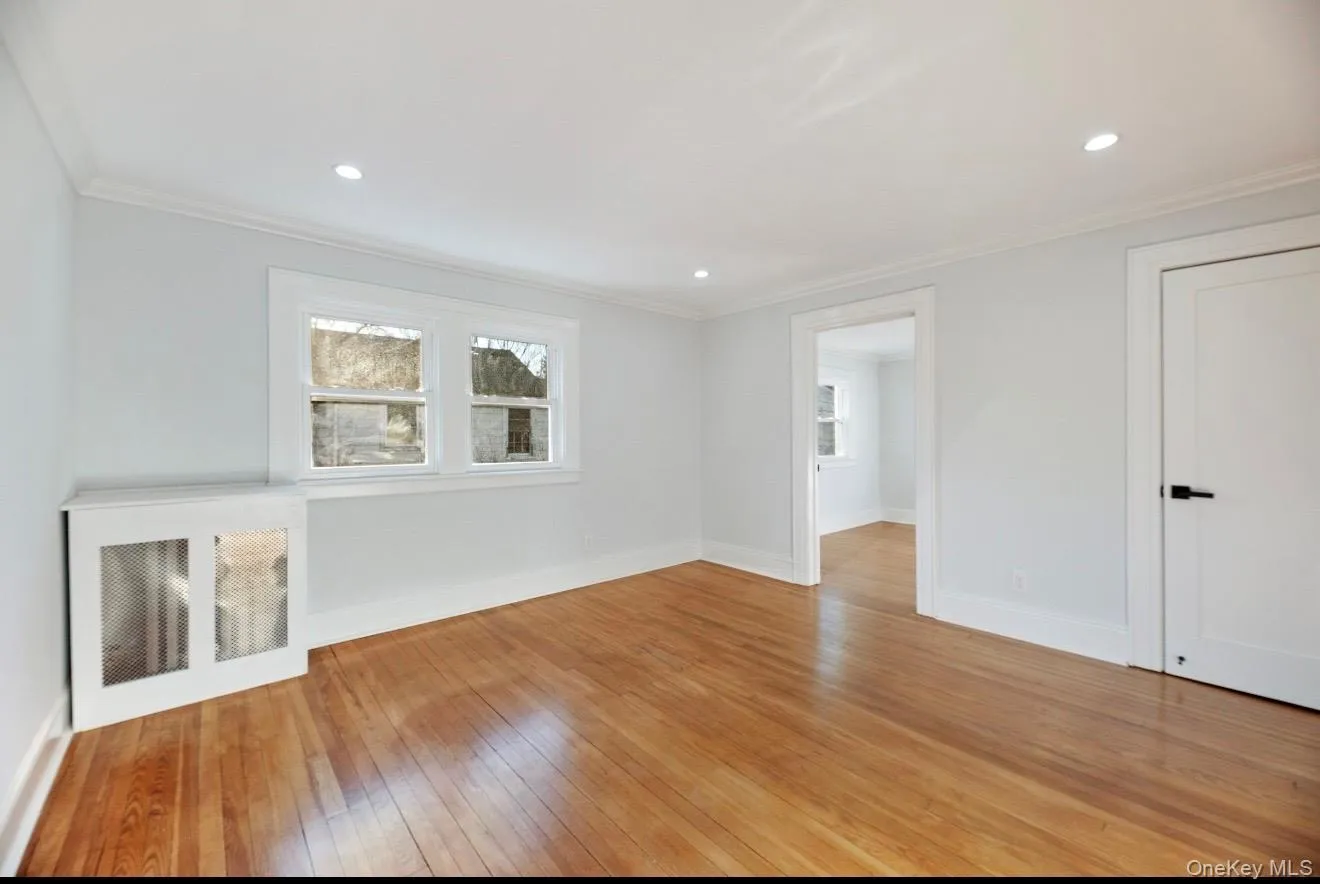 120 Lena Avenue, Hempstead, NY, 6 Bedrooms Bedrooms, 8 Rooms Rooms,2 BathroomsBathrooms,Residential,For Rent,Lena,0,1047130 120 Lena Avenue, Hempstead, NY, 6 Bedrooms Bedrooms, 8 Rooms Rooms,2 BathroomsBathrooms,Residential,For Rent,Lena,0,1047130