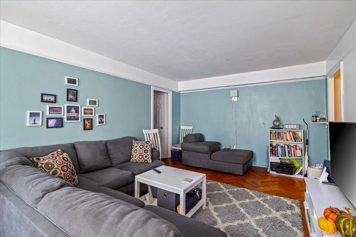 181 73rd Street, New York, NY, 1 Bedroom Bedrooms, 4 Rooms Rooms,1 BathroomBathrooms,Residential,For Rent,73rd,0,1047135 181 73rd Street, New York, NY, 1 Bedroom Bedrooms, 4 Rooms Rooms,1 BathroomBathrooms,Residential,For Rent,73rd,0,1047135