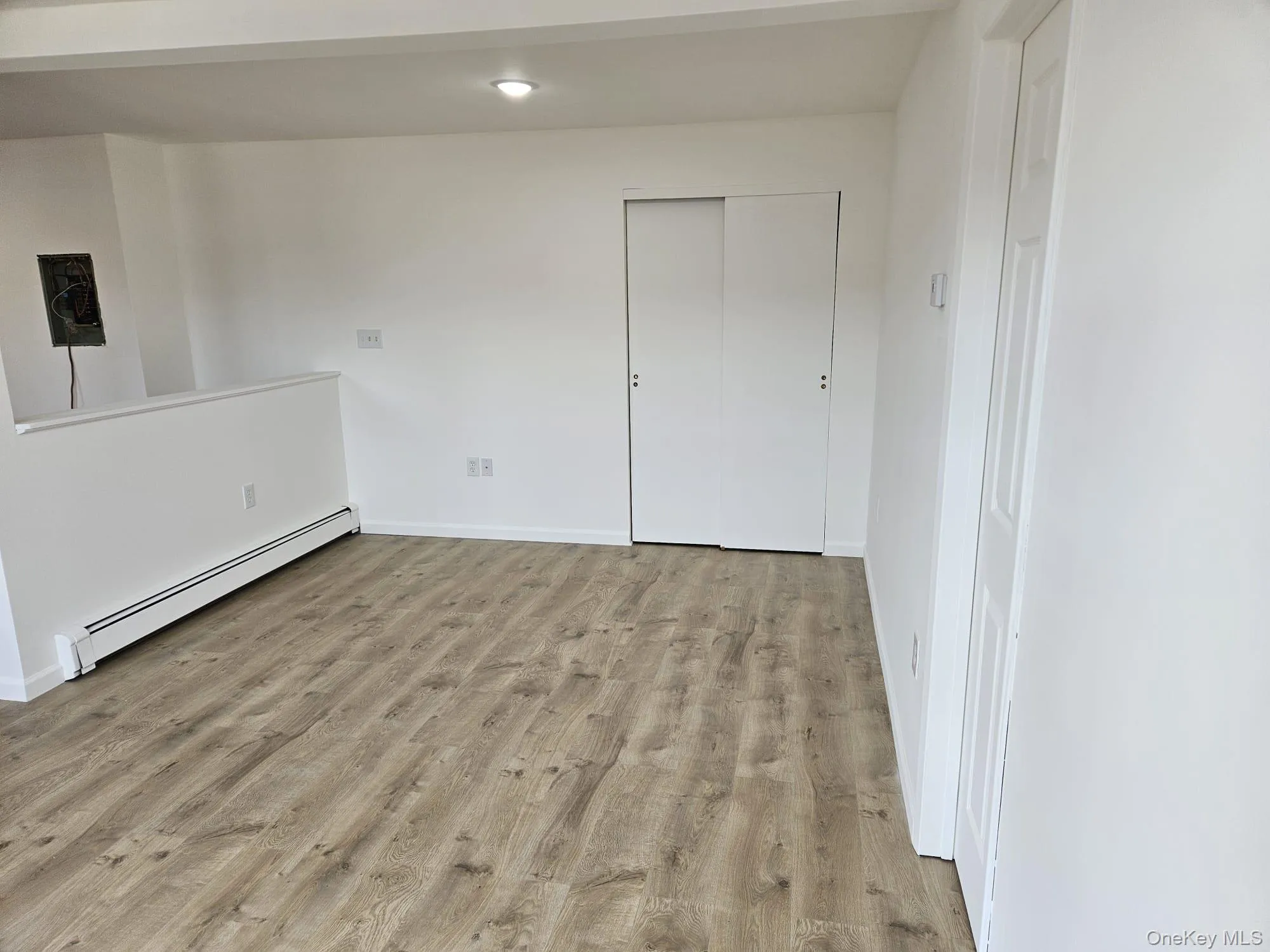 480 Westbury Avenue, North Hempstead, NY, 1 Bedroom Bedrooms, 4 Room Rooms,1 BathroomBathrooms,Residential Lease,For Rent,Westbury,0,1047136 480 Westbury Avenue, North Hempstead, NY, 1 Bedroom Bedrooms, 4 Room Rooms,1 BathroomBathrooms,Residential Lease,For Rent,Westbury,0,1047136
