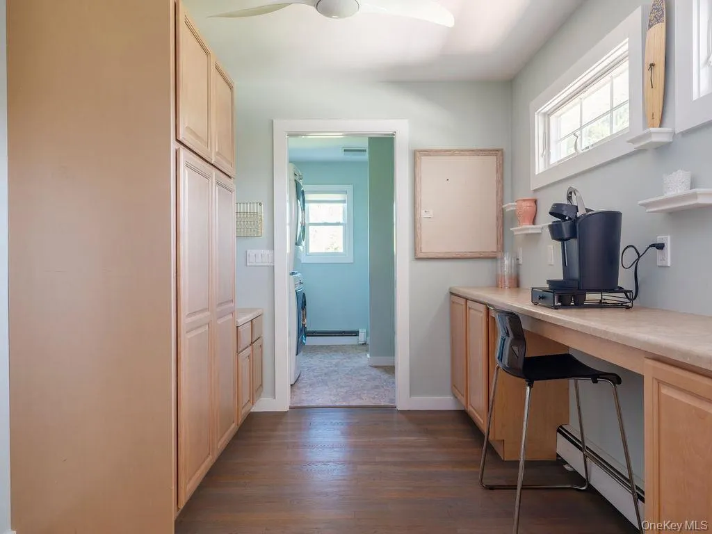 2080 Elijahs Lane, Southold, NY, 4 Bedrooms Bedrooms, 8 Rooms Rooms,3 BathroomsBathrooms,Residential,For Rent,Elijahs,0,1047144 2080 Elijahs Lane, Southold, NY, 4 Bedrooms Bedrooms, 8 Rooms Rooms,3 BathroomsBathrooms,Residential,For Rent,Elijahs,0,1047144