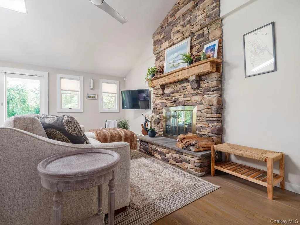 2080 Elijahs Lane, Southold, NY, 4 Bedrooms Bedrooms, 8 Rooms Rooms,3 BathroomsBathrooms,Residential,For Rent,Elijahs,0,1047144 2080 Elijahs Lane, Southold, NY, 4 Bedrooms Bedrooms, 8 Rooms Rooms,3 BathroomsBathrooms,Residential,For Rent,Elijahs,0,1047144