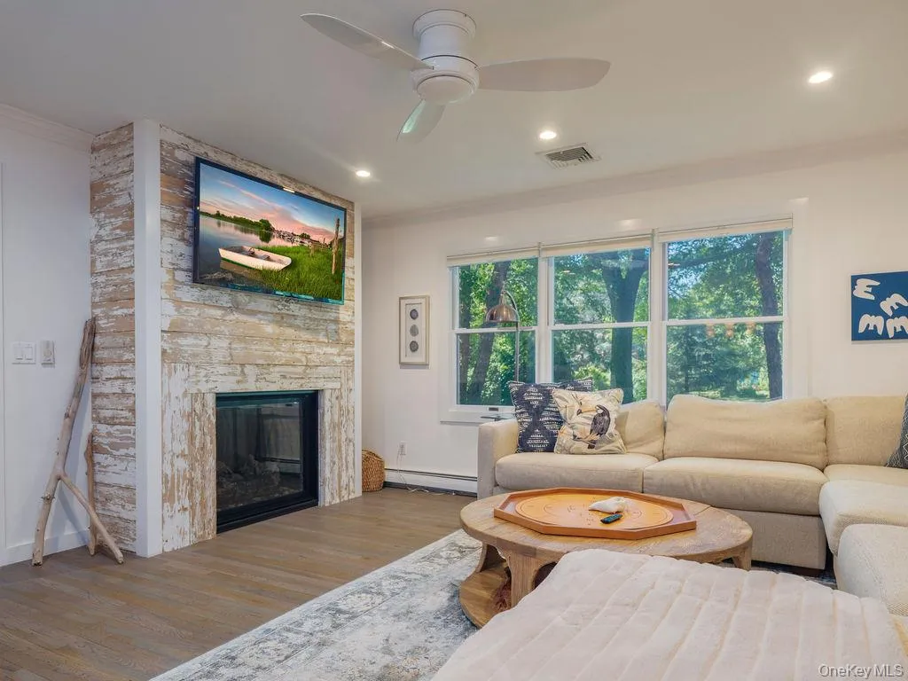 2080 Elijahs Lane, Southold, NY, 4 Bedrooms Bedrooms, 8 Rooms Rooms,3 BathroomsBathrooms,Residential,For Rent,Elijahs,0,1047144 2080 Elijahs Lane, Southold, NY, 4 Bedrooms Bedrooms, 8 Rooms Rooms,3 BathroomsBathrooms,Residential,For Rent,Elijahs,0,1047144