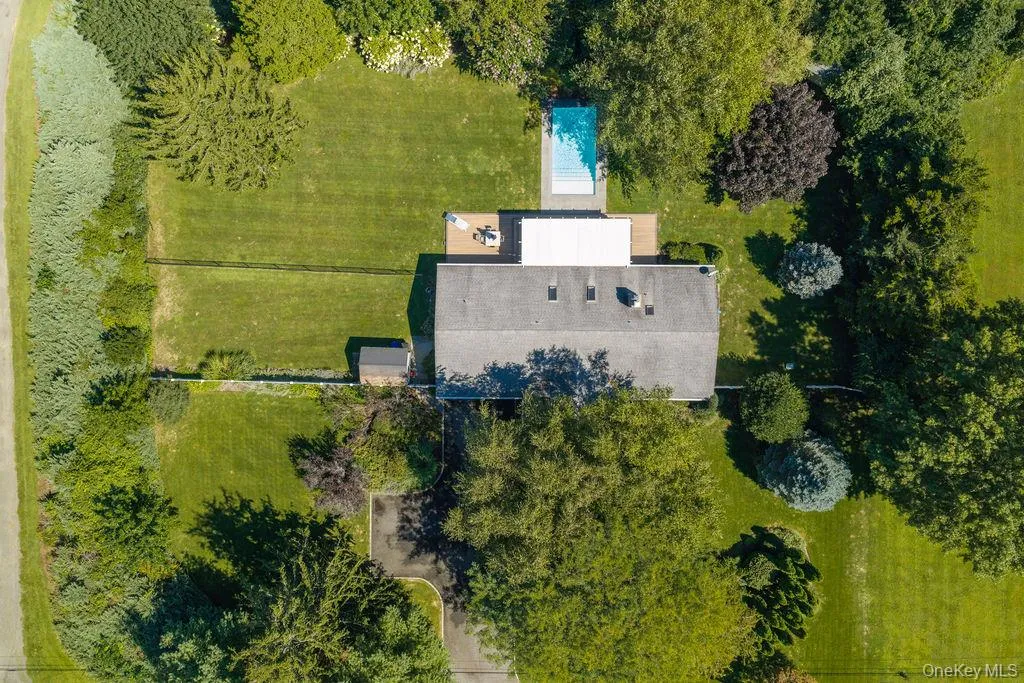 2080 Elijahs Lane, Southold, NY, 4 Bedrooms Bedrooms, 8 Rooms Rooms,3 BathroomsBathrooms,Residential,For Rent,Elijahs,0,1047144 2080 Elijahs Lane, Southold, NY, 4 Bedrooms Bedrooms, 8 Rooms Rooms,3 BathroomsBathrooms,Residential,For Rent,Elijahs,0,1047144