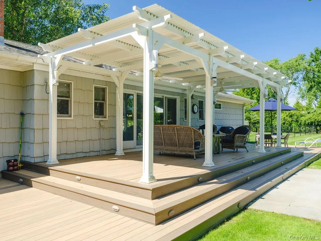 2080 Elijahs Lane, Southold, NY, 4 Bedrooms Bedrooms, 8 Rooms Rooms,3 BathroomsBathrooms,Residential,For Rent,Elijahs,0,1047144 2080 Elijahs Lane, Southold, NY, 4 Bedrooms Bedrooms, 8 Rooms Rooms,3 BathroomsBathrooms,Residential,For Rent,Elijahs,0,1047144