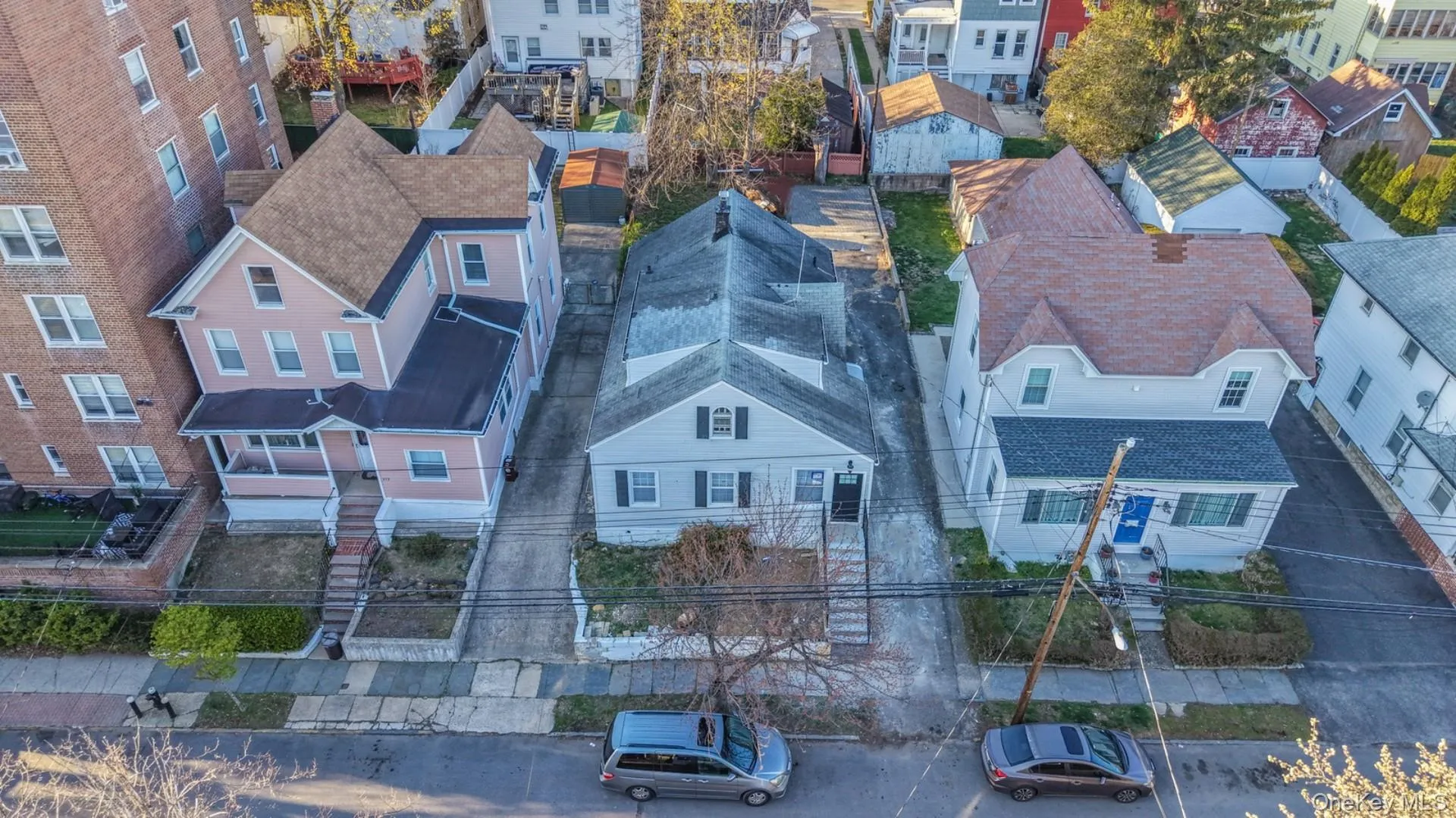 219 238th Street, New York, NY, 5 Bedrooms Bedrooms, 8 Rooms Rooms,2 BathroomsBathrooms,Residential,For Rent,238th,0,1047147 219 238th Street, New York, NY, 5 Bedrooms Bedrooms, 8 Rooms Rooms,2 BathroomsBathrooms,Residential,For Rent,238th,0,1047147