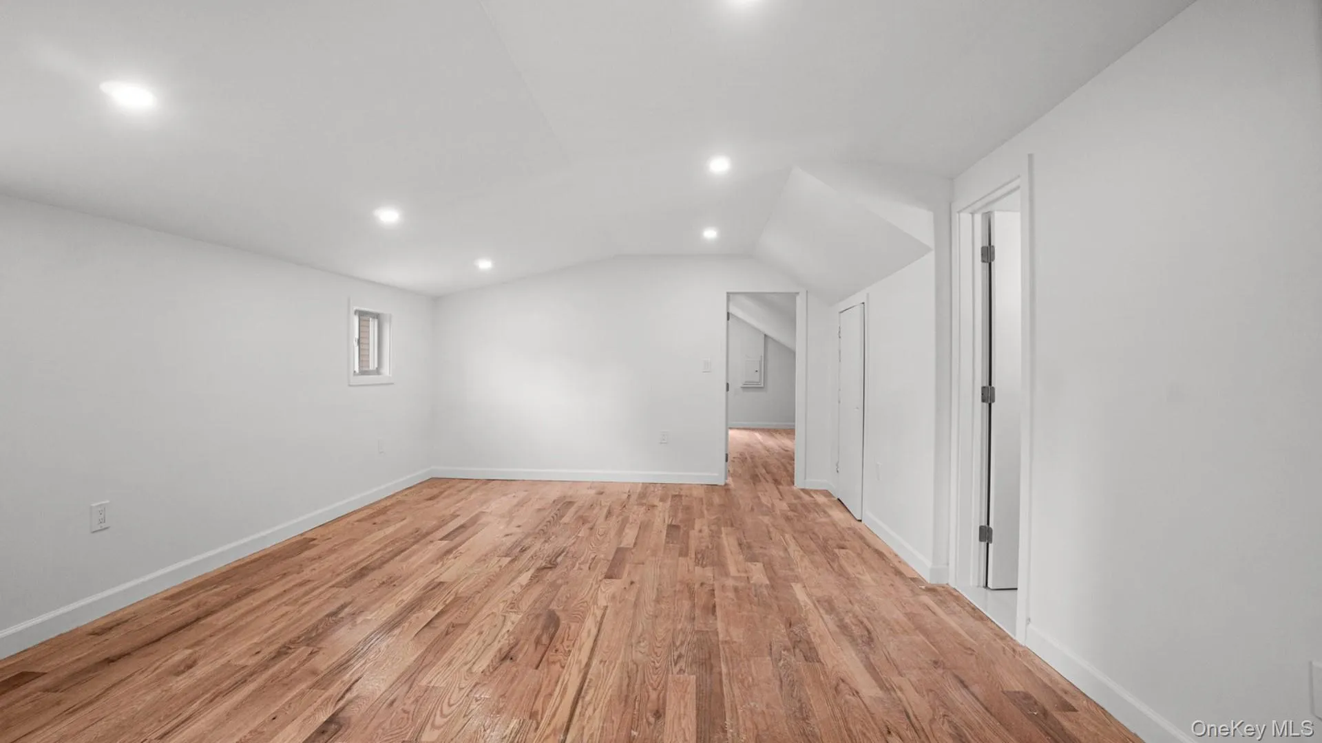 219 238th Street, New York, NY, 5 Bedrooms Bedrooms, 8 Rooms Rooms,2 BathroomsBathrooms,Residential,For Rent,238th,0,1047147 219 238th Street, New York, NY, 5 Bedrooms Bedrooms, 8 Rooms Rooms,2 BathroomsBathrooms,Residential,For Rent,238th,0,1047147
