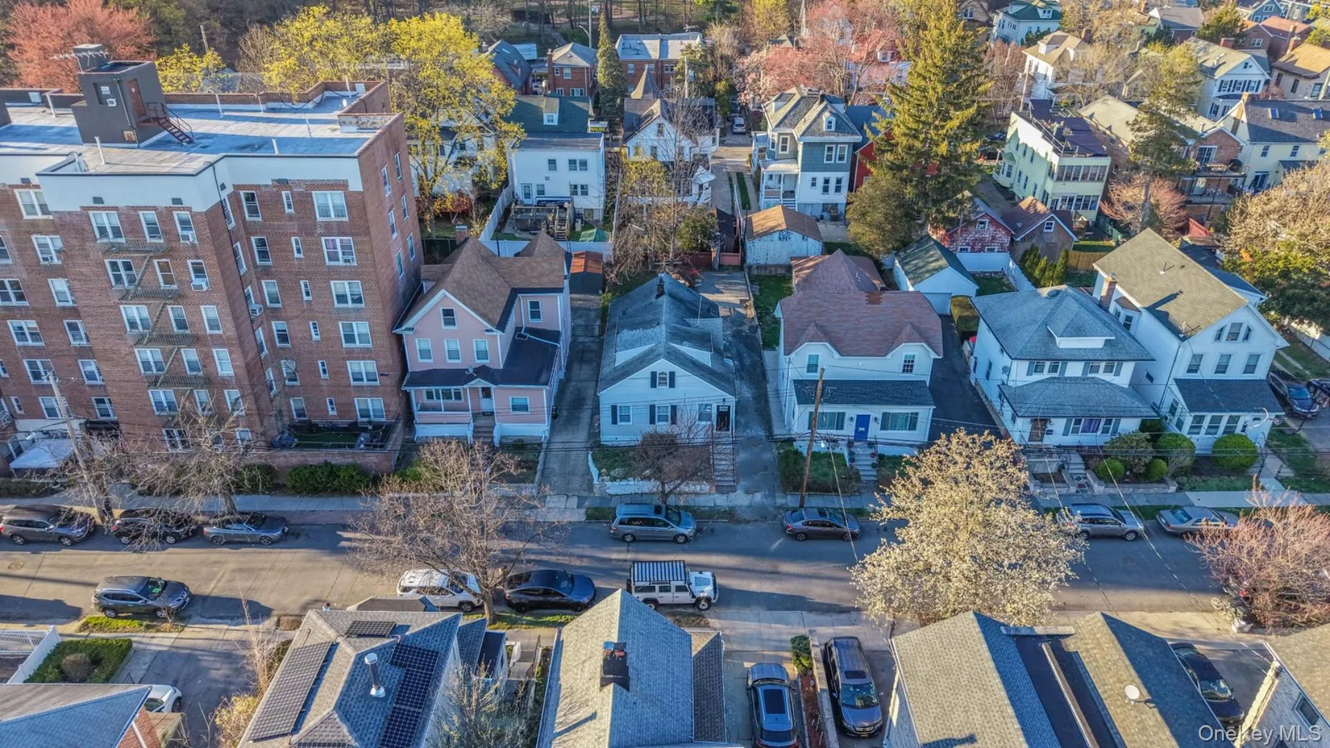 219 238th Street, New York, NY, 5 Bedrooms Bedrooms, 8 Rooms Rooms,2 BathroomsBathrooms,Residential,For Rent,238th,0,1047147 219 238th Street, New York, NY, 5 Bedrooms Bedrooms, 8 Rooms Rooms,2 BathroomsBathrooms,Residential,For Rent,238th,0,1047147