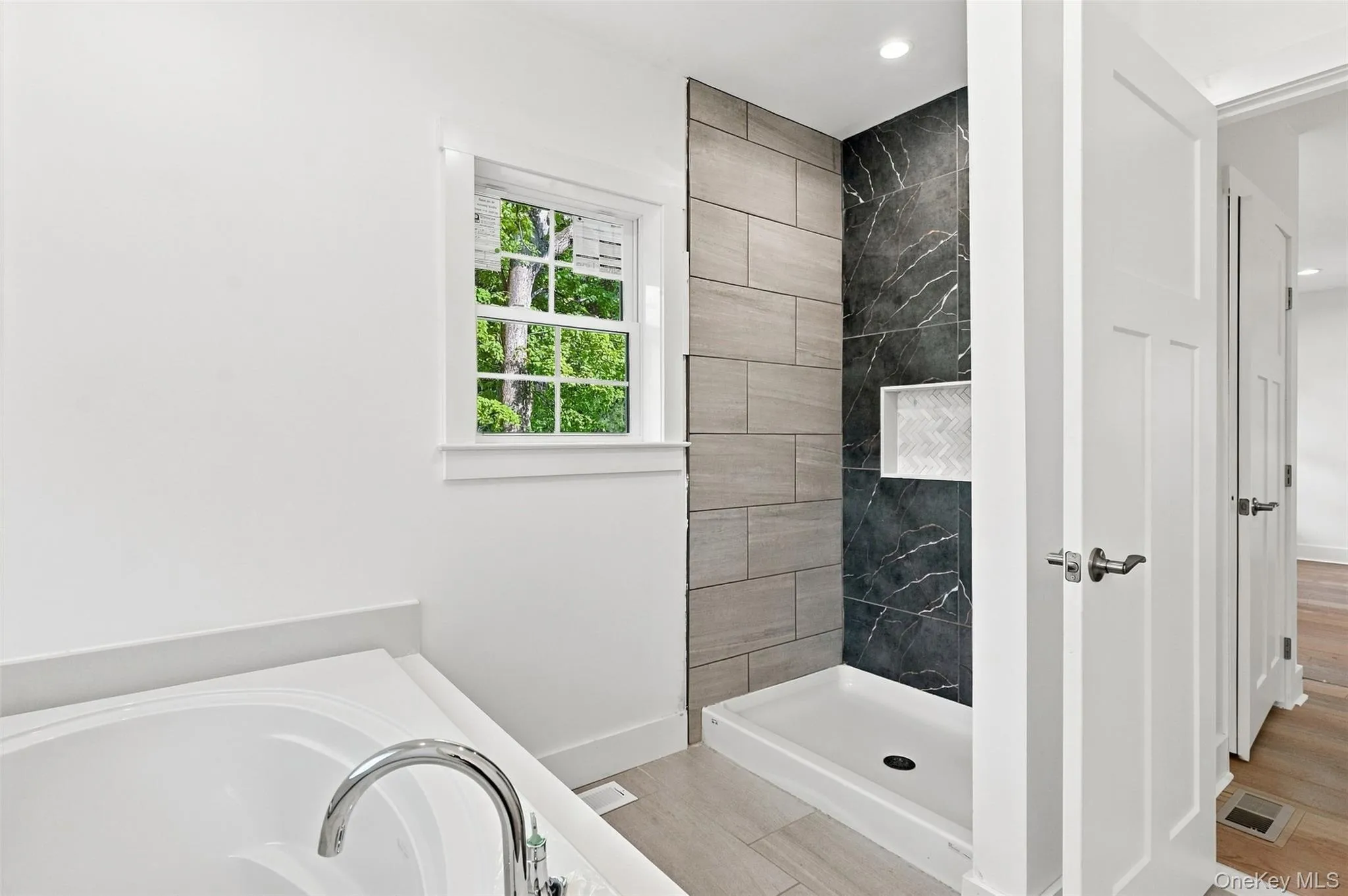 34 Innis Avenue, Newburgh (town), NY, 4 Bedrooms Bedrooms, 13 Rooms Rooms,3 BathroomsBathrooms,Residential,For Rent,Innis,0,1047151 34 Innis Avenue, Newburgh (town), NY, 4 Bedrooms Bedrooms, 13 Rooms Rooms,3 BathroomsBathrooms,Residential,For Rent,Innis,0,1047151