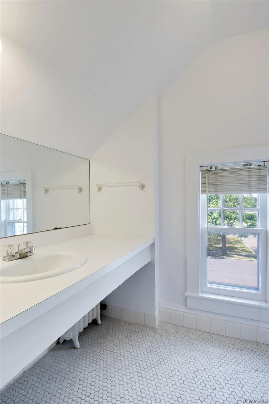 92 6th Street, Hempstead, NY, 7 Bedrooms Bedrooms, 12 Rooms Rooms,4 BathroomsBathrooms,Residential Lease,For Rent,6th,0,1047152 92 6th Street, Hempstead, NY, 7 Bedrooms Bedrooms, 12 Rooms Rooms,4 BathroomsBathrooms,Residential Lease,For Rent,6th,0,1047152