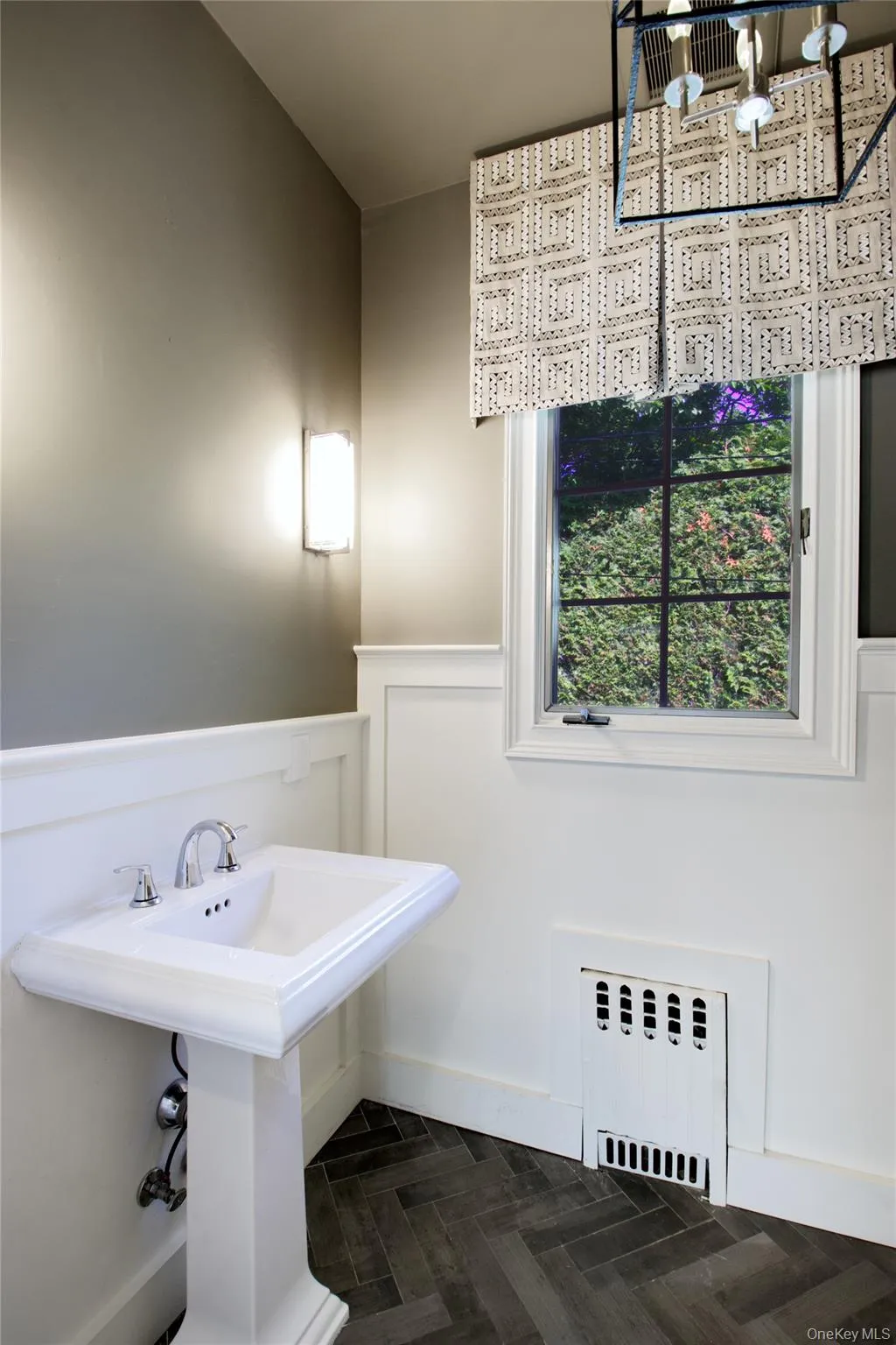 92 6th Street, Hempstead, NY, 7 Bedrooms Bedrooms, 12 Rooms Rooms,4 BathroomsBathrooms,Residential Lease,For Rent,6th,0,1047152 92 6th Street, Hempstead, NY, 7 Bedrooms Bedrooms, 12 Rooms Rooms,4 BathroomsBathrooms,Residential Lease,For Rent,6th,0,1047152