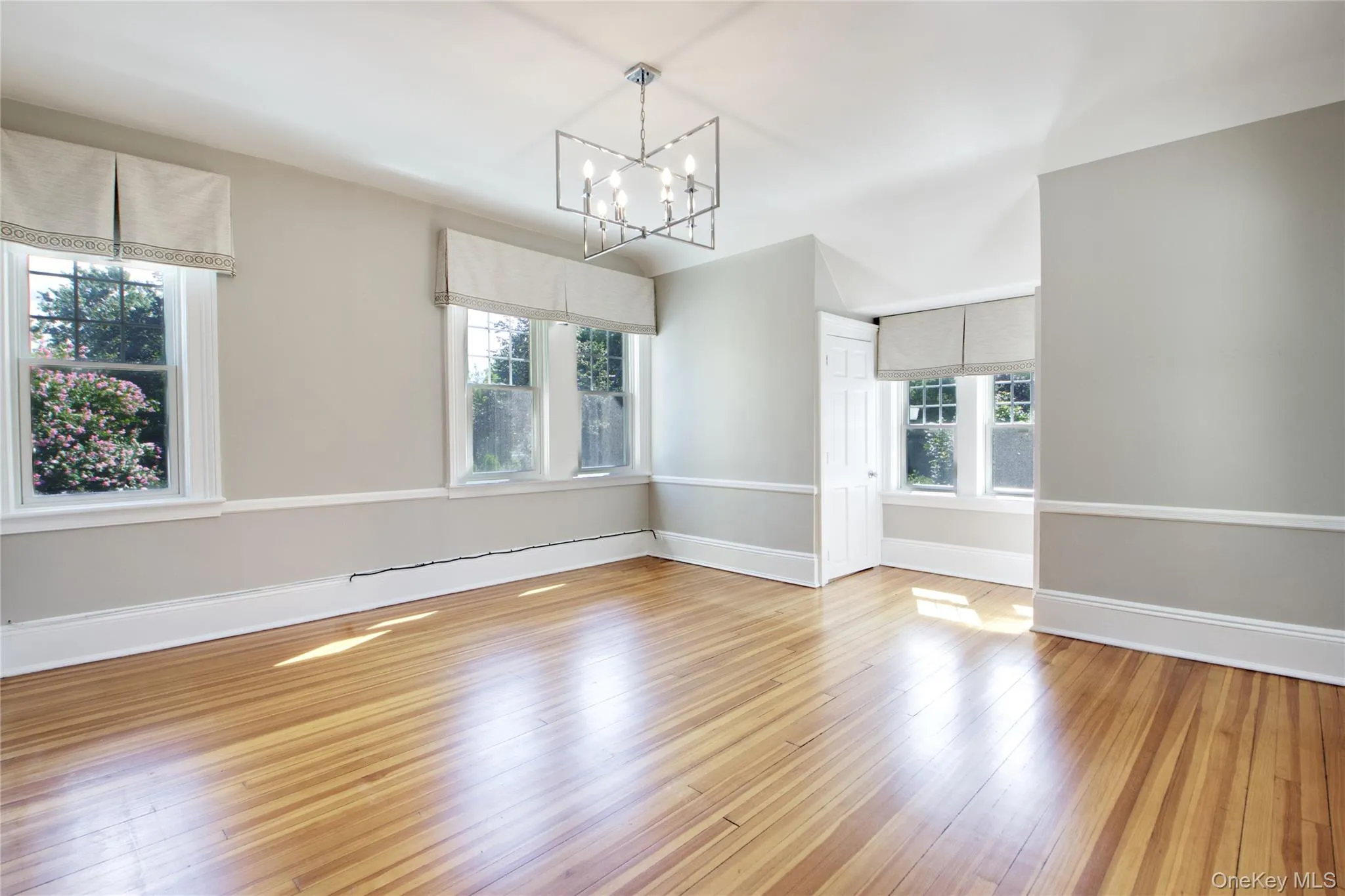 92 6th Street, Hempstead, NY, 7 Bedrooms Bedrooms, 12 Rooms Rooms,4 BathroomsBathrooms,Residential Lease,For Rent,6th,0,1047152 92 6th Street, Hempstead, NY, 7 Bedrooms Bedrooms, 12 Rooms Rooms,4 BathroomsBathrooms,Residential Lease,For Rent,6th,0,1047152