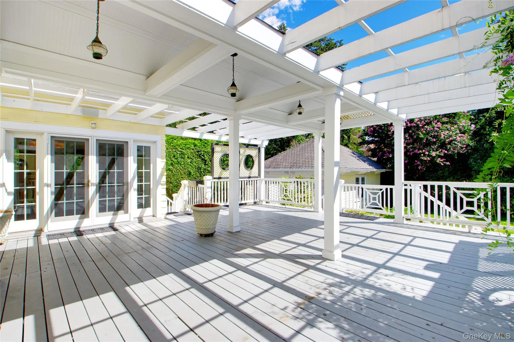 92 6th Street, Hempstead, NY, 7 Bedrooms Bedrooms, 12 Rooms Rooms,4 BathroomsBathrooms,Residential Lease,For Rent,6th,0,1047152 92 6th Street, Hempstead, NY, 7 Bedrooms Bedrooms, 12 Rooms Rooms,4 BathroomsBathrooms,Residential Lease,For Rent,6th,0,1047152