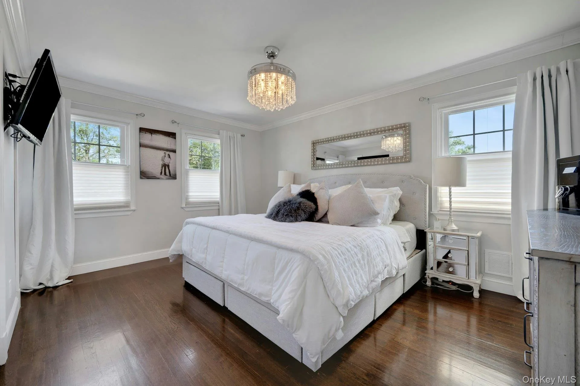 50 Vernon Drive, Eastchester, NY, 3 Bedrooms Bedrooms, 8 Rooms Rooms,2 BathroomsBathrooms,Residential,For Rent,Vernon,0,1047155 50 Vernon Drive, Eastchester, NY, 3 Bedrooms Bedrooms, 8 Rooms Rooms,2 BathroomsBathrooms,Residential,For Rent,Vernon,0,1047155