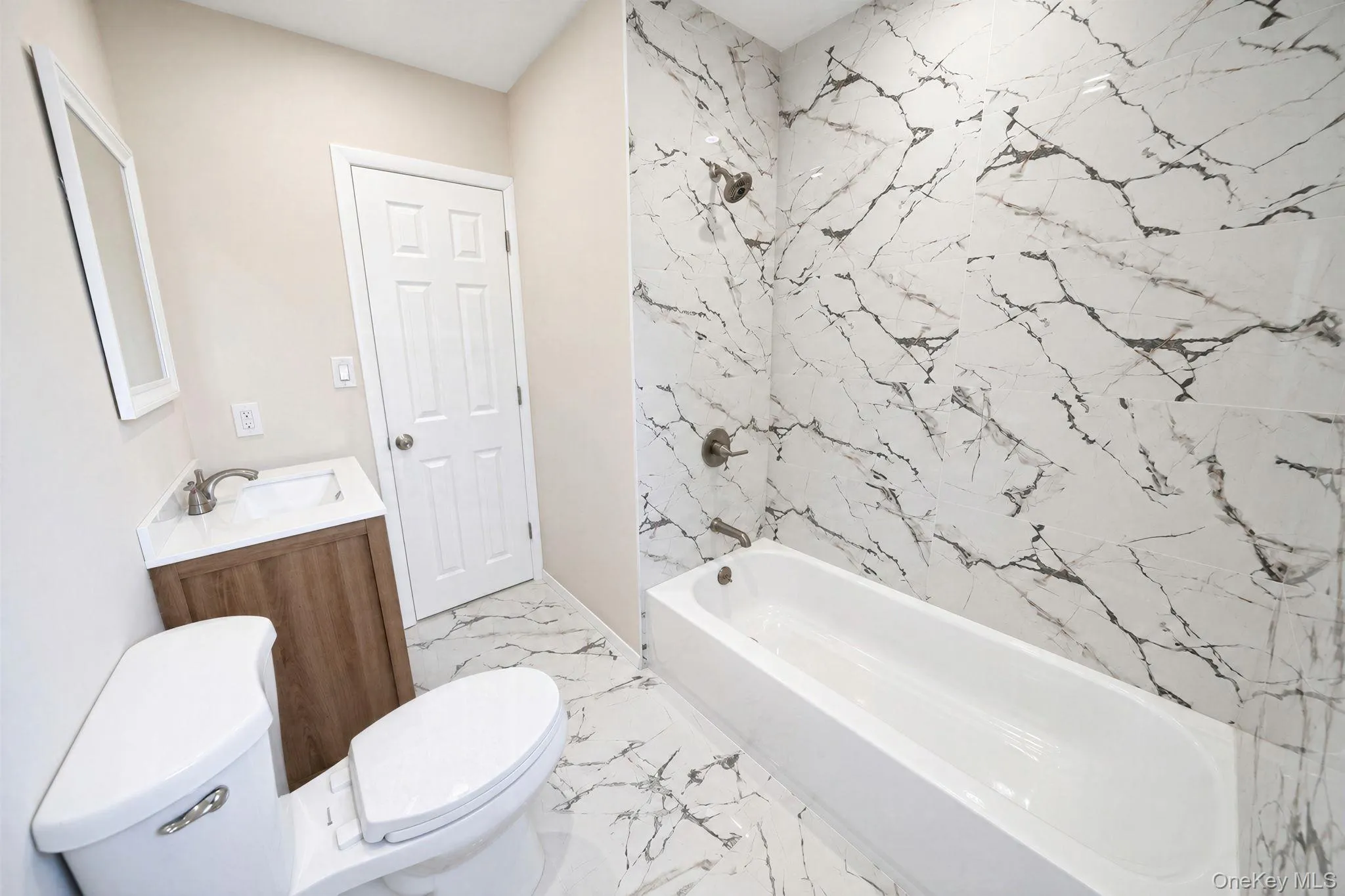 35 Colony Road, Brookhaven, NY, 6 Bedrooms Bedrooms, 9 Rooms Rooms,3 BathroomsBathrooms,Residential,For Rent,Colony,0,1047156 35 Colony Road, Brookhaven, NY, 6 Bedrooms Bedrooms, 9 Rooms Rooms,3 BathroomsBathrooms,Residential,For Rent,Colony,0,1047156