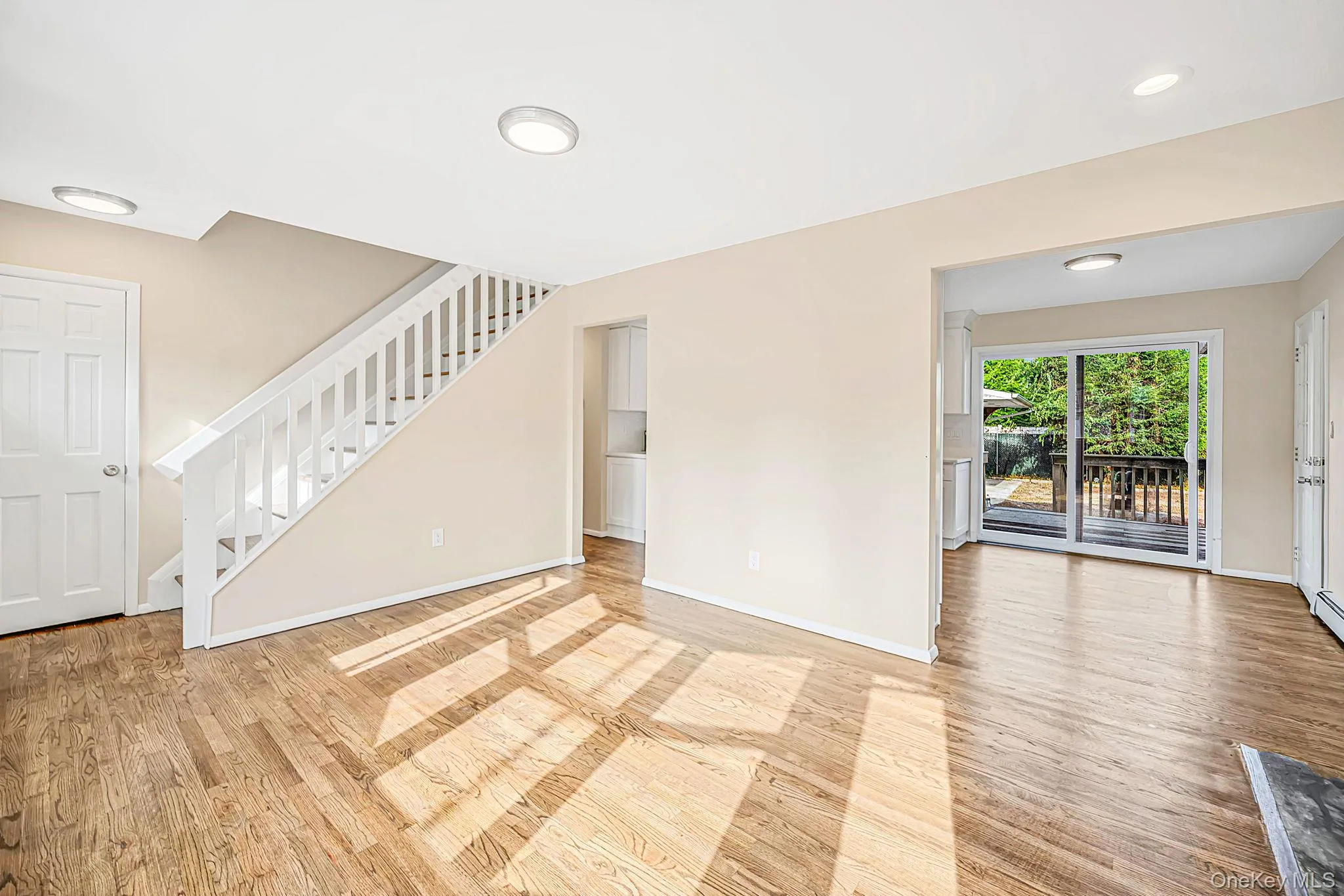 35 Colony Road, Brookhaven, NY, 6 Bedrooms Bedrooms, 9 Rooms Rooms,3 BathroomsBathrooms,Residential,For Rent,Colony,0,1047156 35 Colony Road, Brookhaven, NY, 6 Bedrooms Bedrooms, 9 Rooms Rooms,3 BathroomsBathrooms,Residential,For Rent,Colony,0,1047156