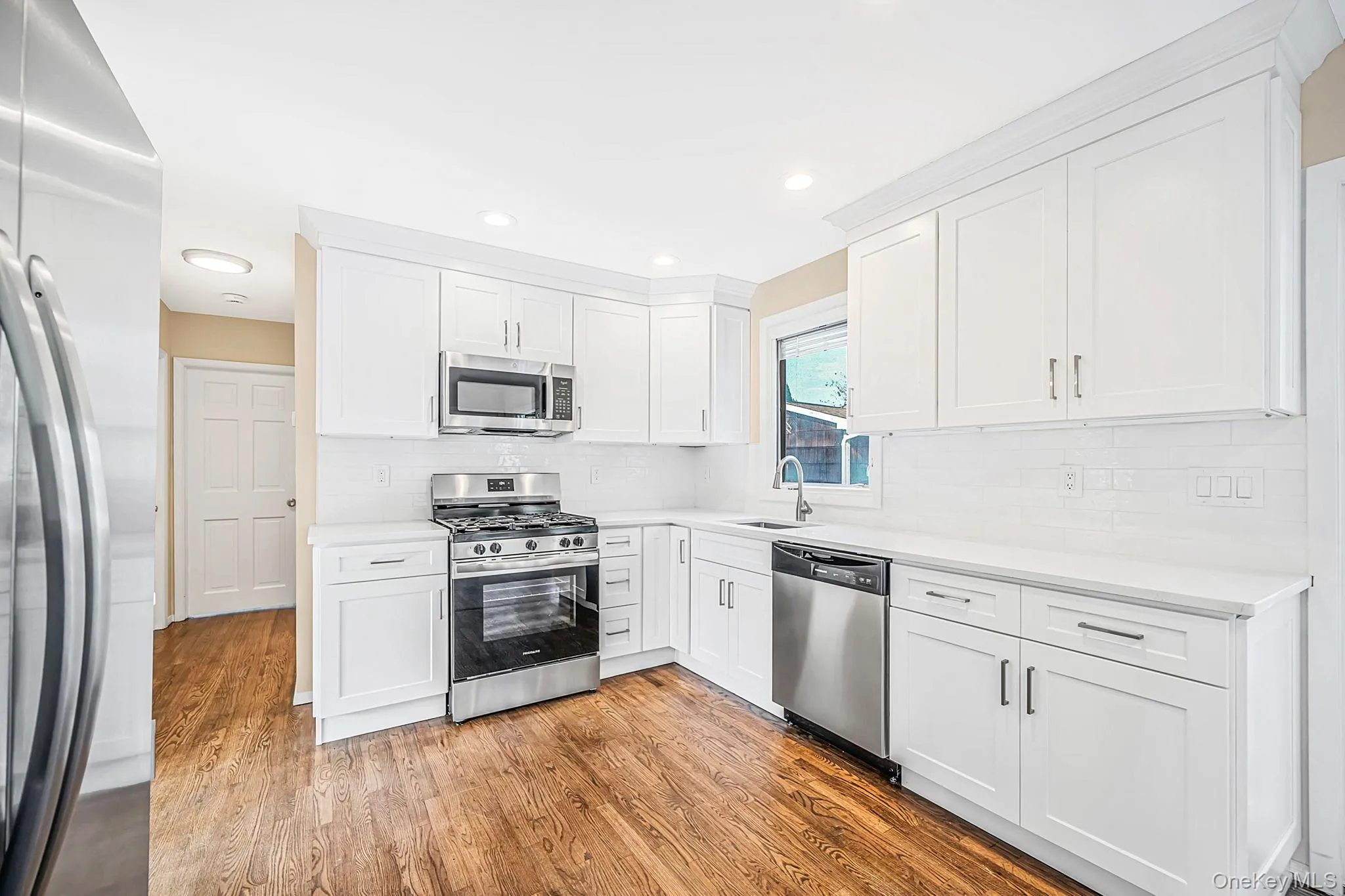 35 Colony Road, Brookhaven, NY, 6 Bedrooms Bedrooms, 9 Rooms Rooms,3 BathroomsBathrooms,Residential,For Rent,Colony,0,1047156 35 Colony Road, Brookhaven, NY, 6 Bedrooms Bedrooms, 9 Rooms Rooms,3 BathroomsBathrooms,Residential,For Rent,Colony,0,1047156