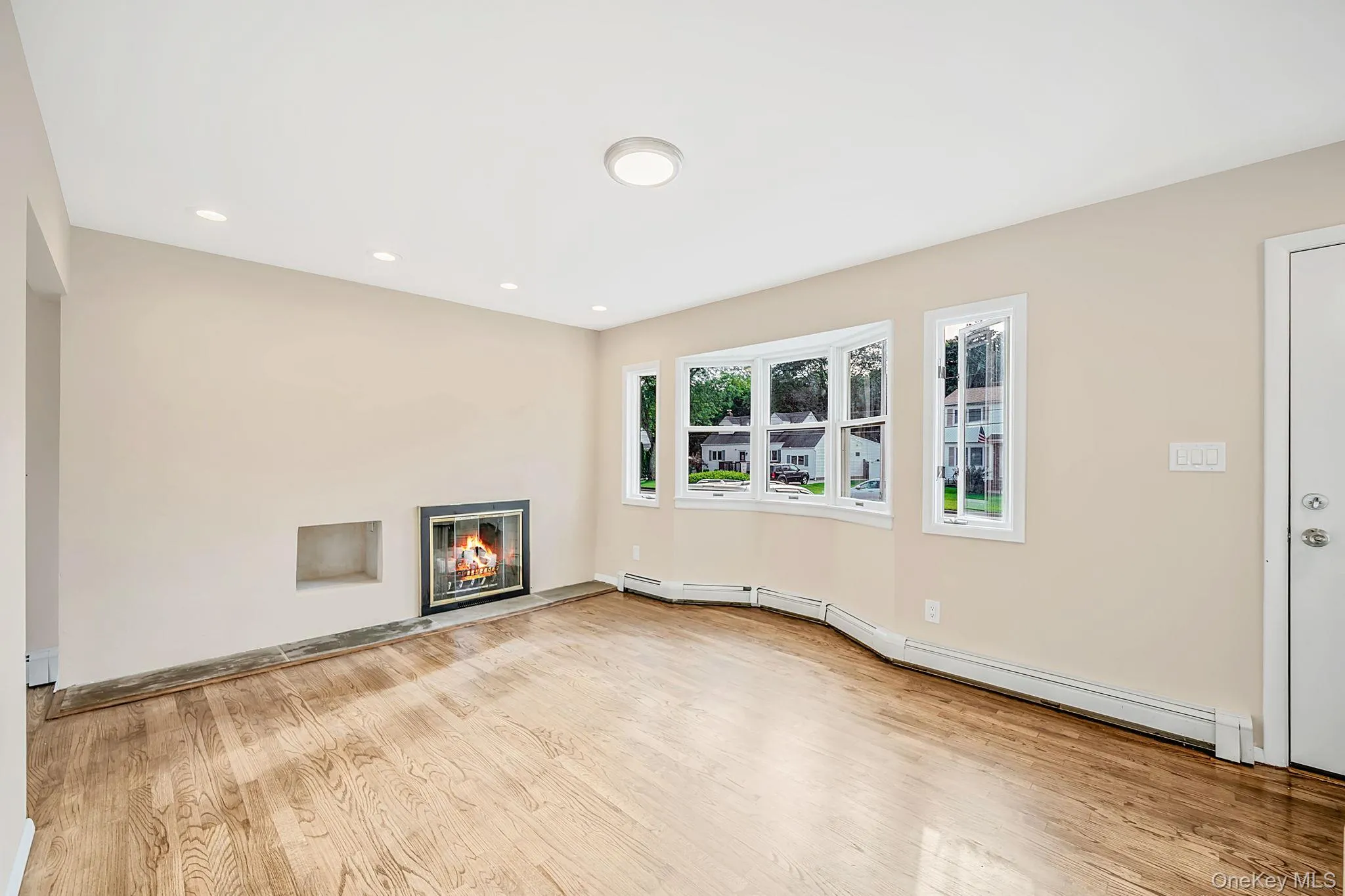35 Colony Road, Brookhaven, NY, 6 Bedrooms Bedrooms, 9 Rooms Rooms,3 BathroomsBathrooms,Residential,For Rent,Colony,0,1047156 35 Colony Road, Brookhaven, NY, 6 Bedrooms Bedrooms, 9 Rooms Rooms,3 BathroomsBathrooms,Residential,For Rent,Colony,0,1047156