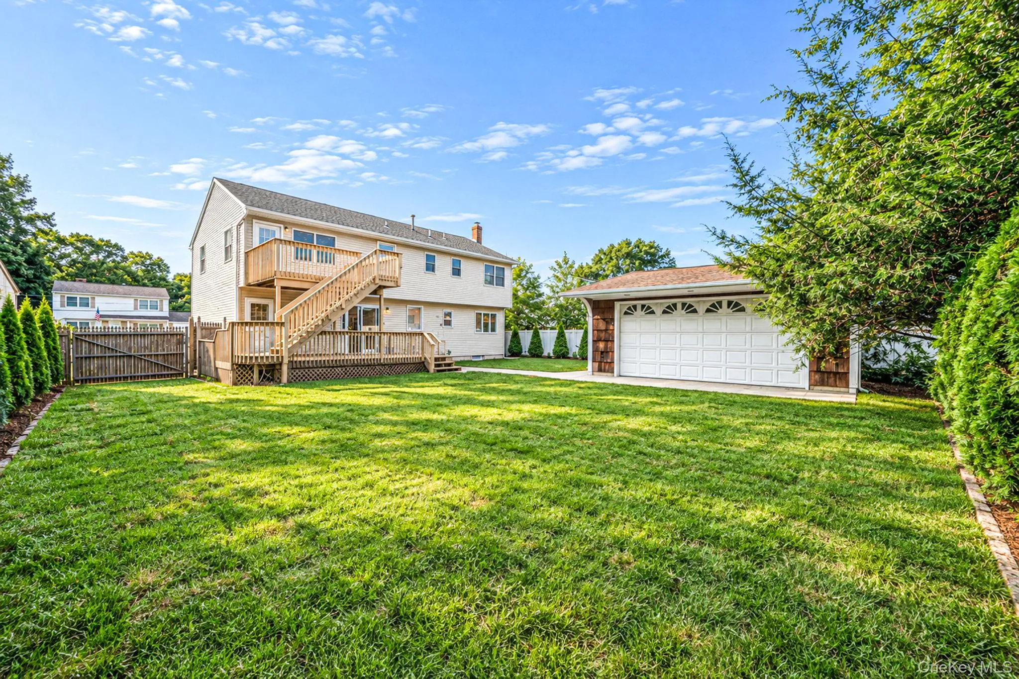 35 Colony Road, Brookhaven, NY, 6 Bedrooms Bedrooms, 9 Rooms Rooms,3 BathroomsBathrooms,Residential,For Rent,Colony,0,1047156 35 Colony Road, Brookhaven, NY, 6 Bedrooms Bedrooms, 9 Rooms Rooms,3 BathroomsBathrooms,Residential,For Rent,Colony,0,1047156