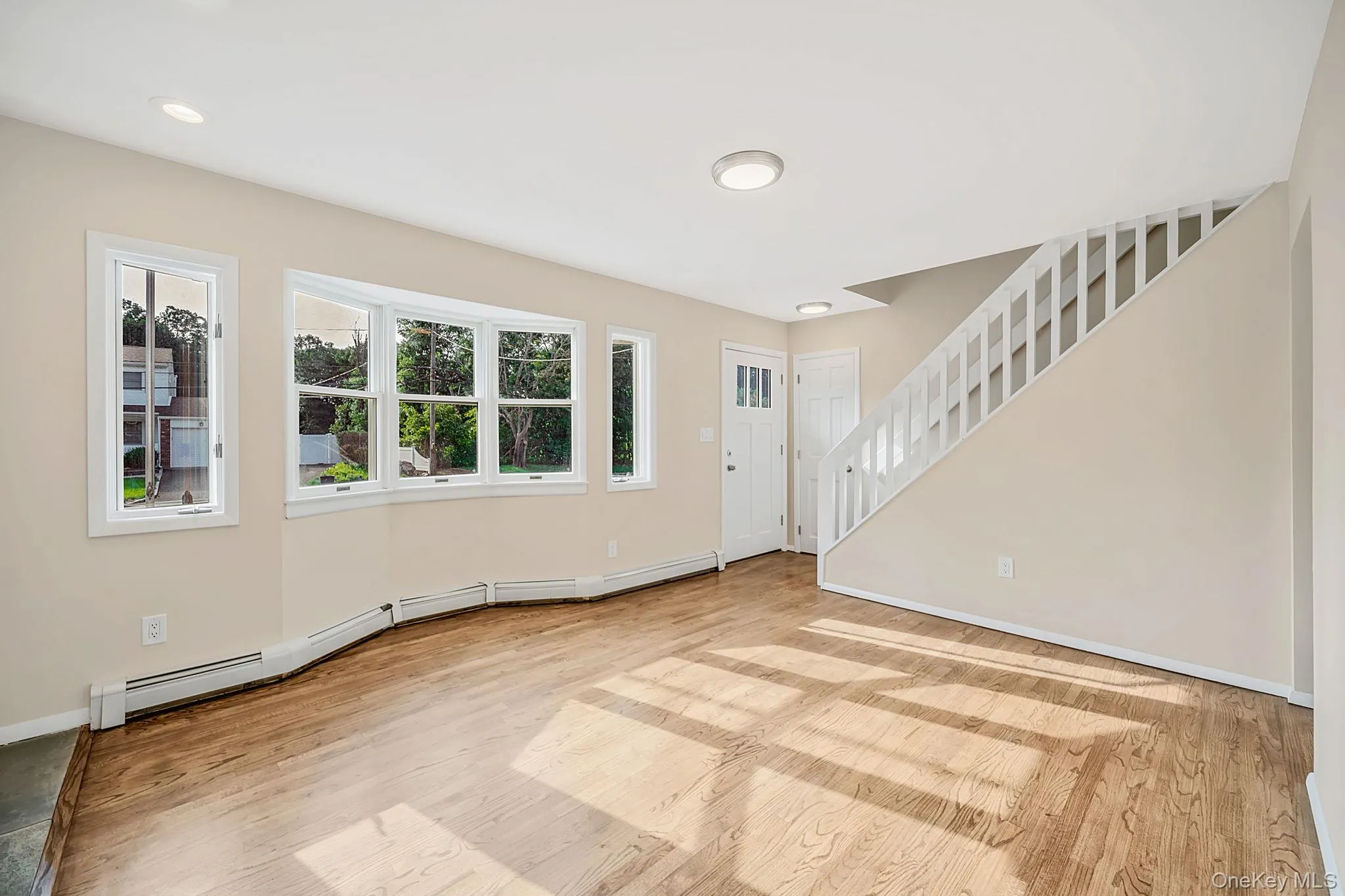 35 Colony Road, Brookhaven, NY, 6 Bedrooms Bedrooms, 9 Rooms Rooms,3 BathroomsBathrooms,Residential,For Rent,Colony,0,1047156 35 Colony Road, Brookhaven, NY, 6 Bedrooms Bedrooms, 9 Rooms Rooms,3 BathroomsBathrooms,Residential,For Rent,Colony,0,1047156