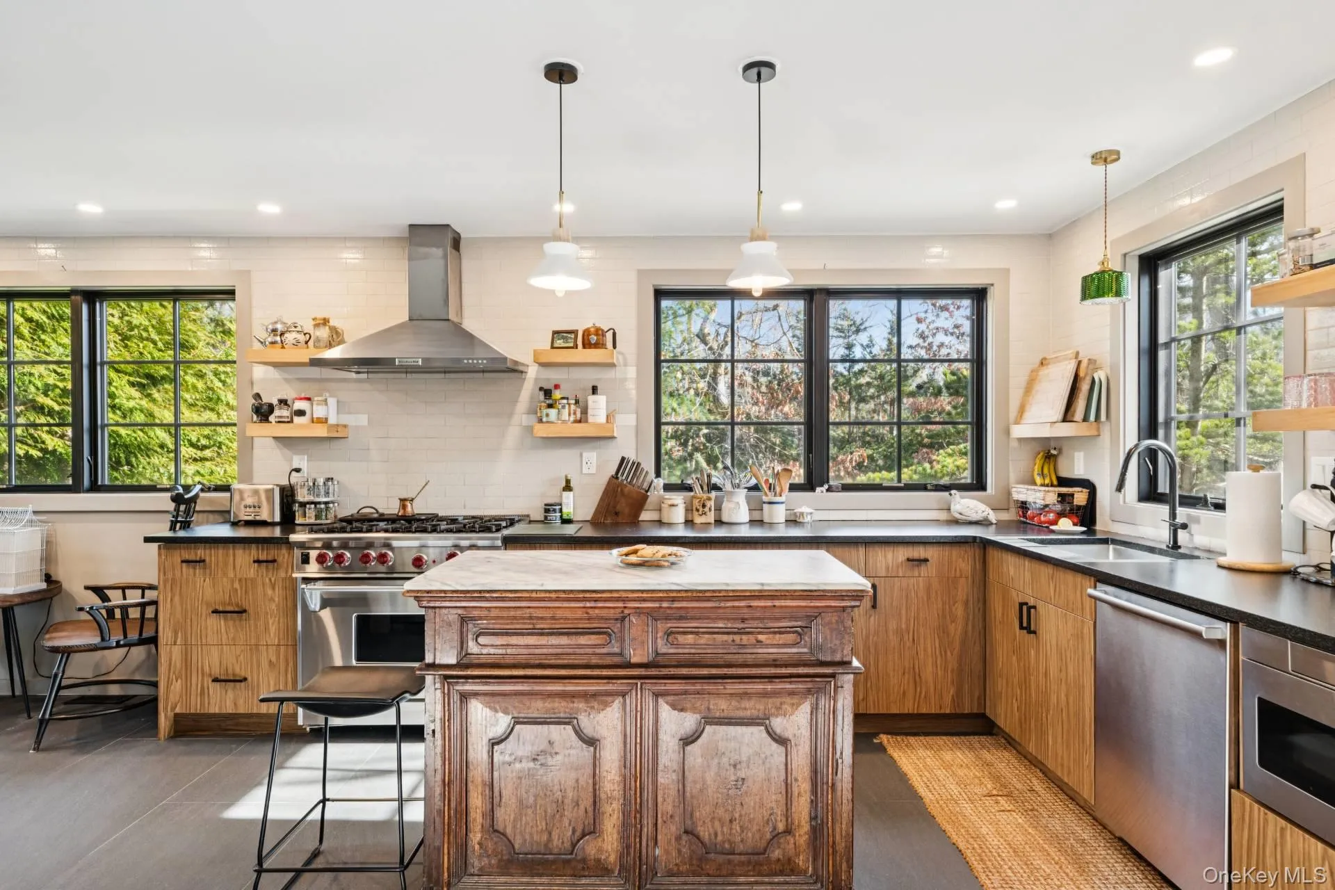 191 Bull Path, East Hampton, NY, 4 Bedrooms Bedrooms, 10 Rooms Rooms,3 BathroomsBathrooms,Residential,For Rent,Bull,0,1047158 191 Bull Path, East Hampton, NY, 4 Bedrooms Bedrooms, 10 Rooms Rooms,3 BathroomsBathrooms,Residential,For Rent,Bull,0,1047158