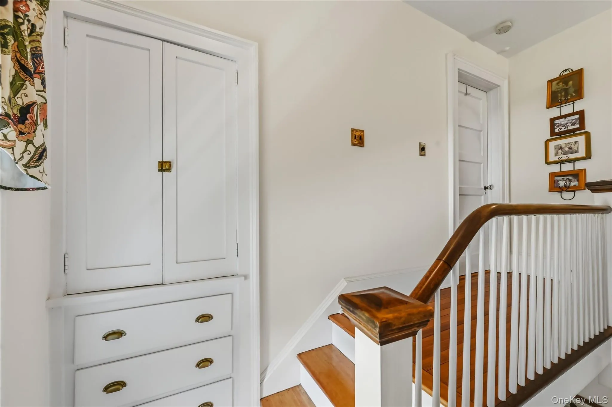 61 Maple Avenue, Ramapo, NY, 3 Bedrooms Bedrooms, 9 Rooms Rooms,2 BathroomsBathrooms,Residential,For Rent,Maple,0,1047168 61 Maple Avenue, Ramapo, NY, 3 Bedrooms Bedrooms, 9 Rooms Rooms,2 BathroomsBathrooms,Residential,For Rent,Maple,0,1047168