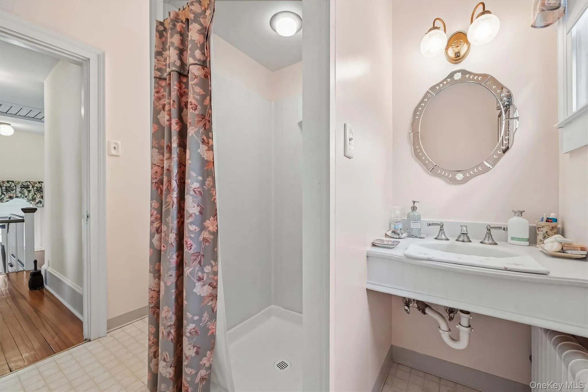 61 Maple Avenue, Ramapo, NY, 3 Bedrooms Bedrooms, 9 Rooms Rooms,2 BathroomsBathrooms,Residential,For Rent,Maple,0,1047168 61 Maple Avenue, Ramapo, NY, 3 Bedrooms Bedrooms, 9 Rooms Rooms,2 BathroomsBathrooms,Residential,For Rent,Maple,0,1047168