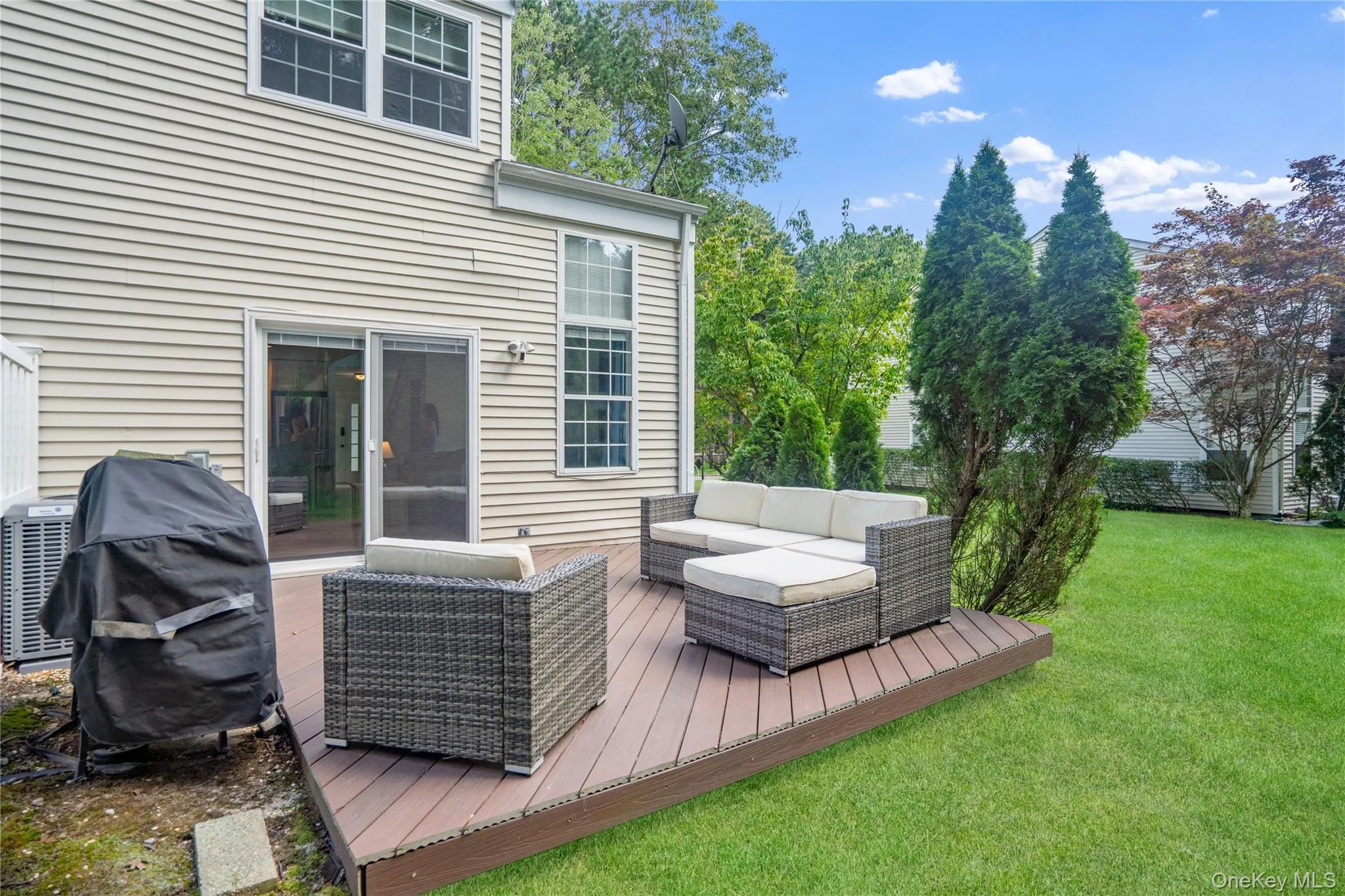 40 Quail Court, Brookhaven, NY, 2 Bedrooms Bedrooms, 6 Rooms Rooms,1 BathroomBathrooms,Residential,For Rent,Quail,0,1047176 40 Quail Court, Brookhaven, NY, 2 Bedrooms Bedrooms, 6 Rooms Rooms,1 BathroomBathrooms,Residential,For Rent,Quail,0,1047176