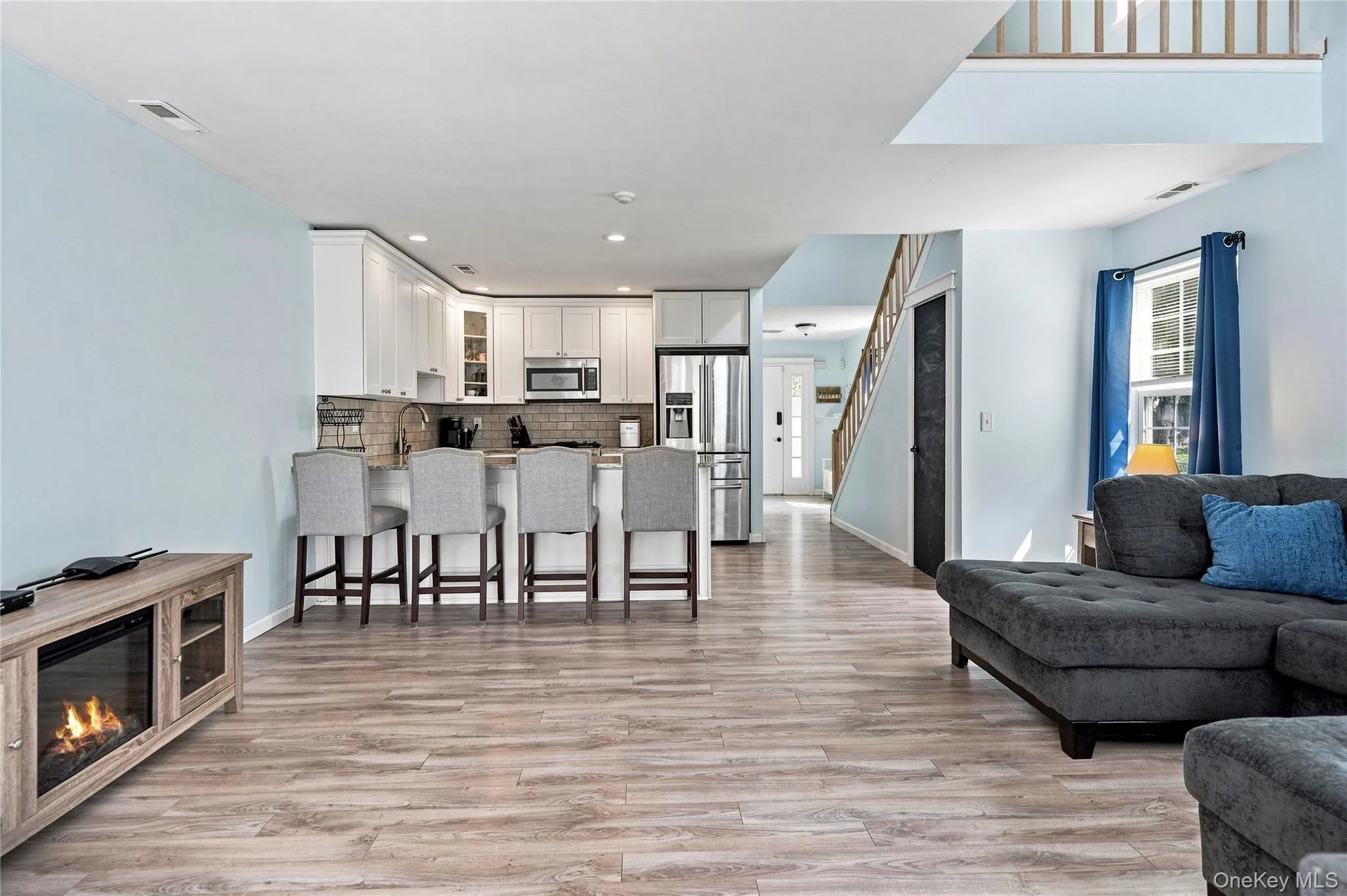 40 Quail Court, Brookhaven, NY, 2 Bedrooms Bedrooms, 6 Rooms Rooms,1 BathroomBathrooms,Residential,For Rent,Quail,0,1047176 40 Quail Court, Brookhaven, NY, 2 Bedrooms Bedrooms, 6 Rooms Rooms,1 BathroomBathrooms,Residential,For Rent,Quail,0,1047176
