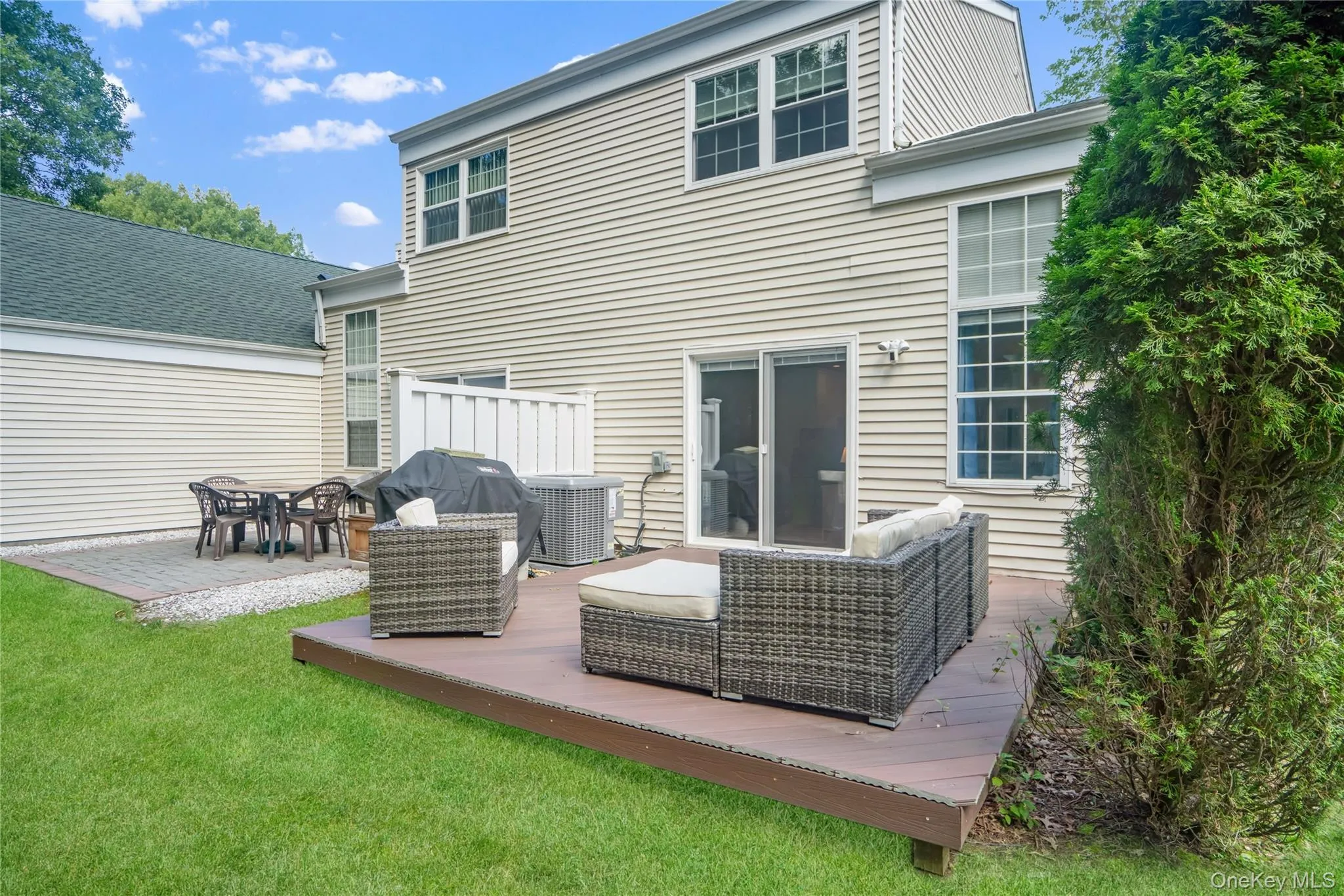 40 Quail Court, Brookhaven, NY, 2 Bedrooms Bedrooms, 6 Rooms Rooms,1 BathroomBathrooms,Residential,For Rent,Quail,0,1047176 40 Quail Court, Brookhaven, NY, 2 Bedrooms Bedrooms, 6 Rooms Rooms,1 BathroomBathrooms,Residential,For Rent,Quail,0,1047176