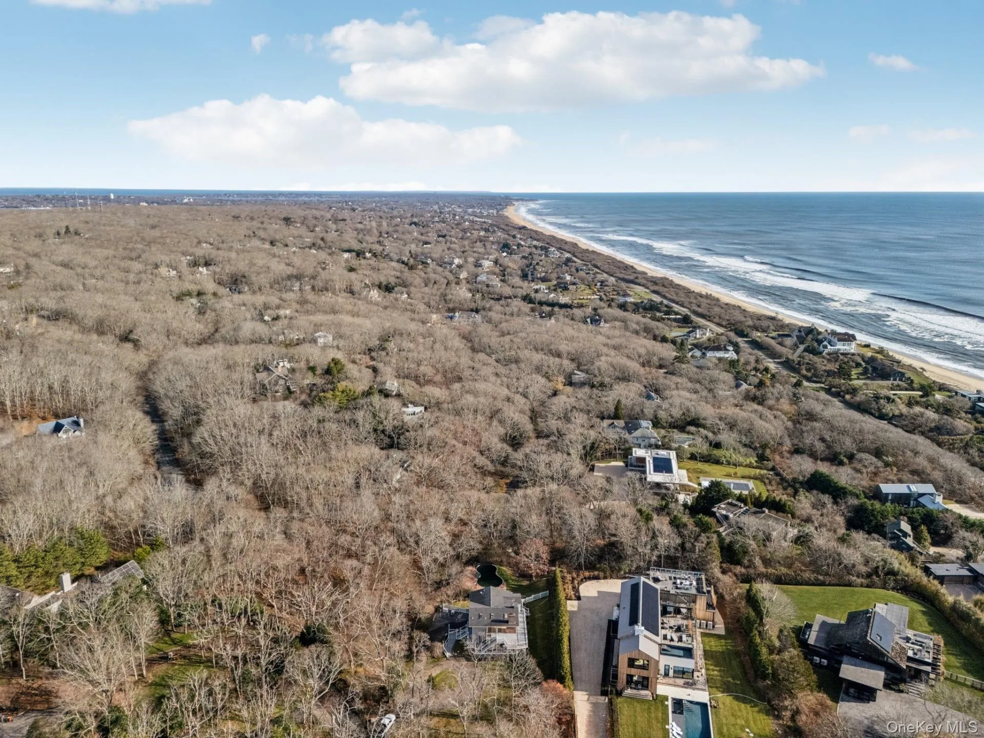 18 Tara Road, East Hampton, NY, 4 Bedrooms Bedrooms, 10 Rooms Rooms,3 BathroomsBathrooms,Residential,For Rent,Tara,0,1047183 18 Tara Road, East Hampton, NY, 4 Bedrooms Bedrooms, 10 Rooms Rooms,3 BathroomsBathrooms,Residential,For Rent,Tara,0,1047183