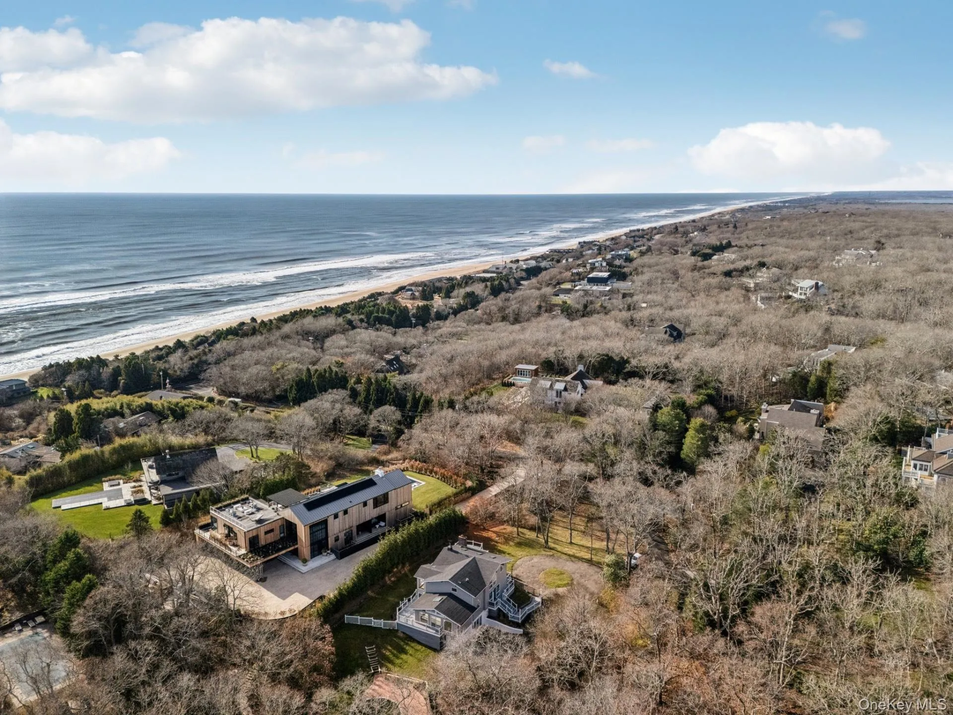 18 Tara Road, East Hampton, NY, 4 Bedrooms Bedrooms, 10 Rooms Rooms,3 BathroomsBathrooms,Residential,For Rent,Tara,0,1047183 18 Tara Road, East Hampton, NY, 4 Bedrooms Bedrooms, 10 Rooms Rooms,3 BathroomsBathrooms,Residential,For Rent,Tara,0,1047183