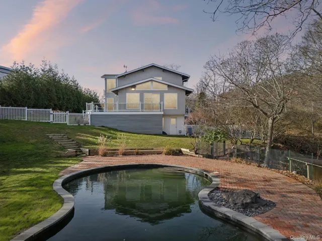 18 Tara Road, East Hampton, New York 11954