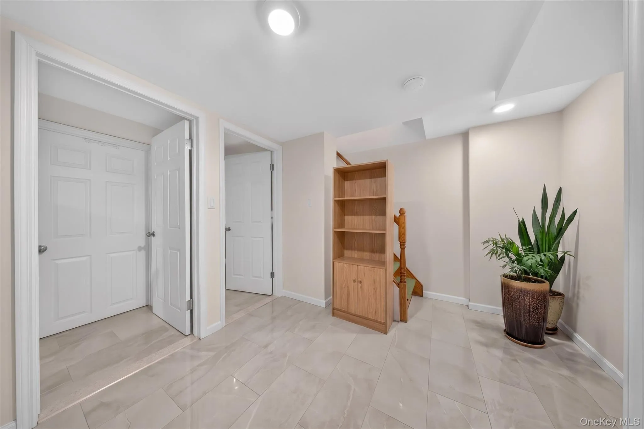 58-07 210th Street, New York, NY, 5 Bedrooms Bedrooms, 8 Rooms Rooms,4 BathroomsBathrooms,Residential,For Rent,210th,0,1047192 58-07 210th Street, New York, NY, 5 Bedrooms Bedrooms, 8 Rooms Rooms,4 BathroomsBathrooms,Residential,For Rent,210th,0,1047192