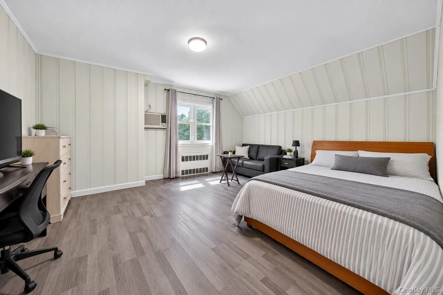 58-07 210th Street, New York, NY, 5 Bedrooms Bedrooms, 8 Rooms Rooms,4 BathroomsBathrooms,Residential,For Rent,210th,0,1047192 58-07 210th Street, New York, NY, 5 Bedrooms Bedrooms, 8 Rooms Rooms,4 BathroomsBathrooms,Residential,For Rent,210th,0,1047192