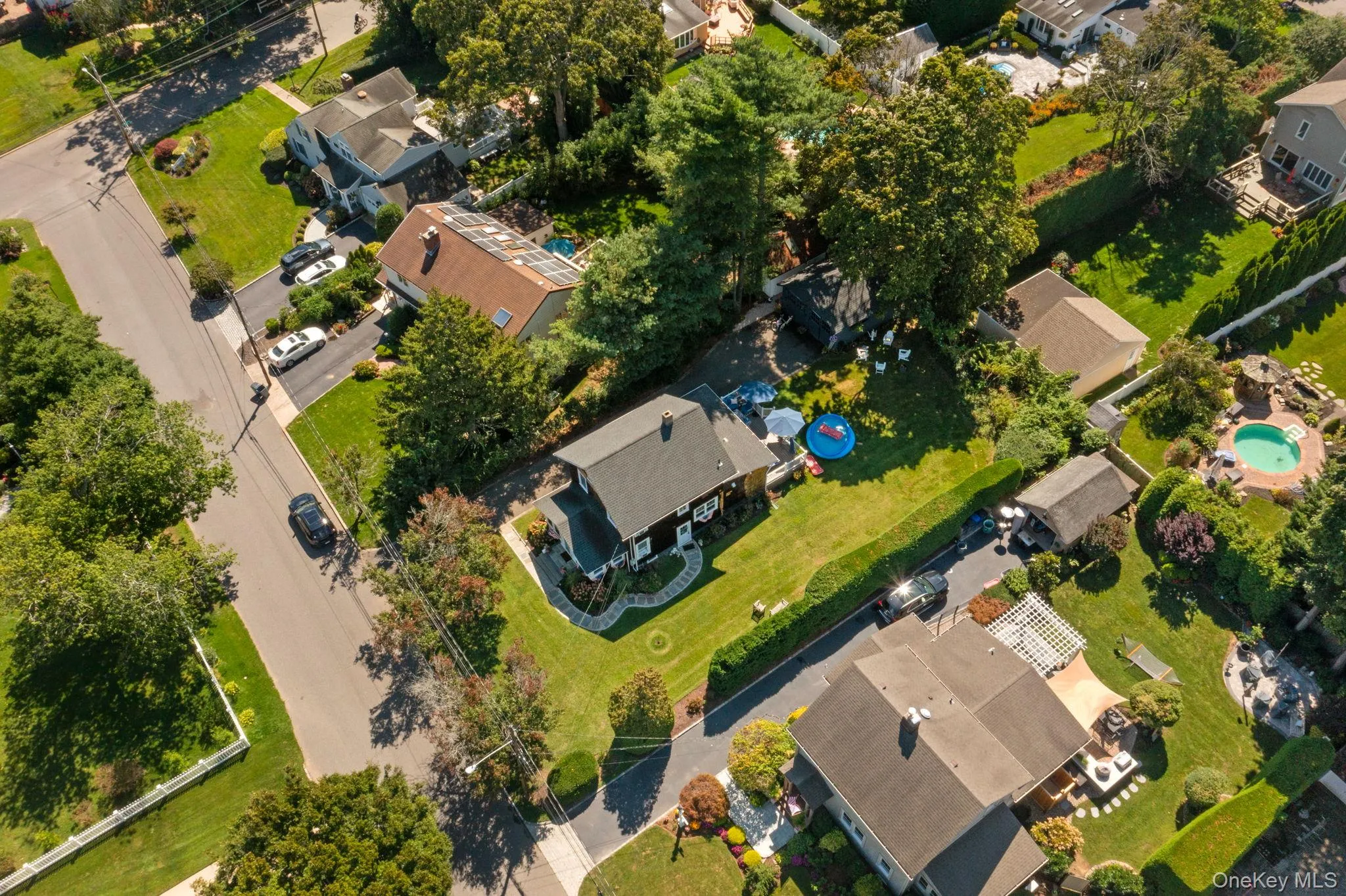 16 Robbins Avenue, Babylon, NY, 3 Bedrooms Bedrooms, 9 Rooms Rooms,2 BathroomsBathrooms,Residential,For Rent,Robbins,0,1047195 16 Robbins Avenue, Babylon, NY, 3 Bedrooms Bedrooms, 9 Rooms Rooms,2 BathroomsBathrooms,Residential,For Rent,Robbins,0,1047195