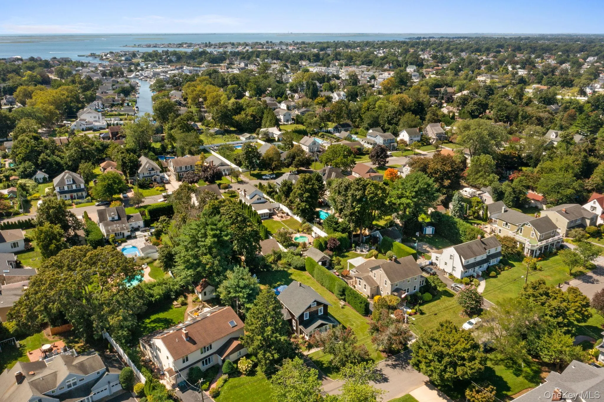 16 Robbins Avenue, Babylon, NY, 3 Bedrooms Bedrooms, 9 Rooms Rooms,2 BathroomsBathrooms,Residential,For Rent,Robbins,0,1047195 16 Robbins Avenue, Babylon, NY, 3 Bedrooms Bedrooms, 9 Rooms Rooms,2 BathroomsBathrooms,Residential,For Rent,Robbins,0,1047195