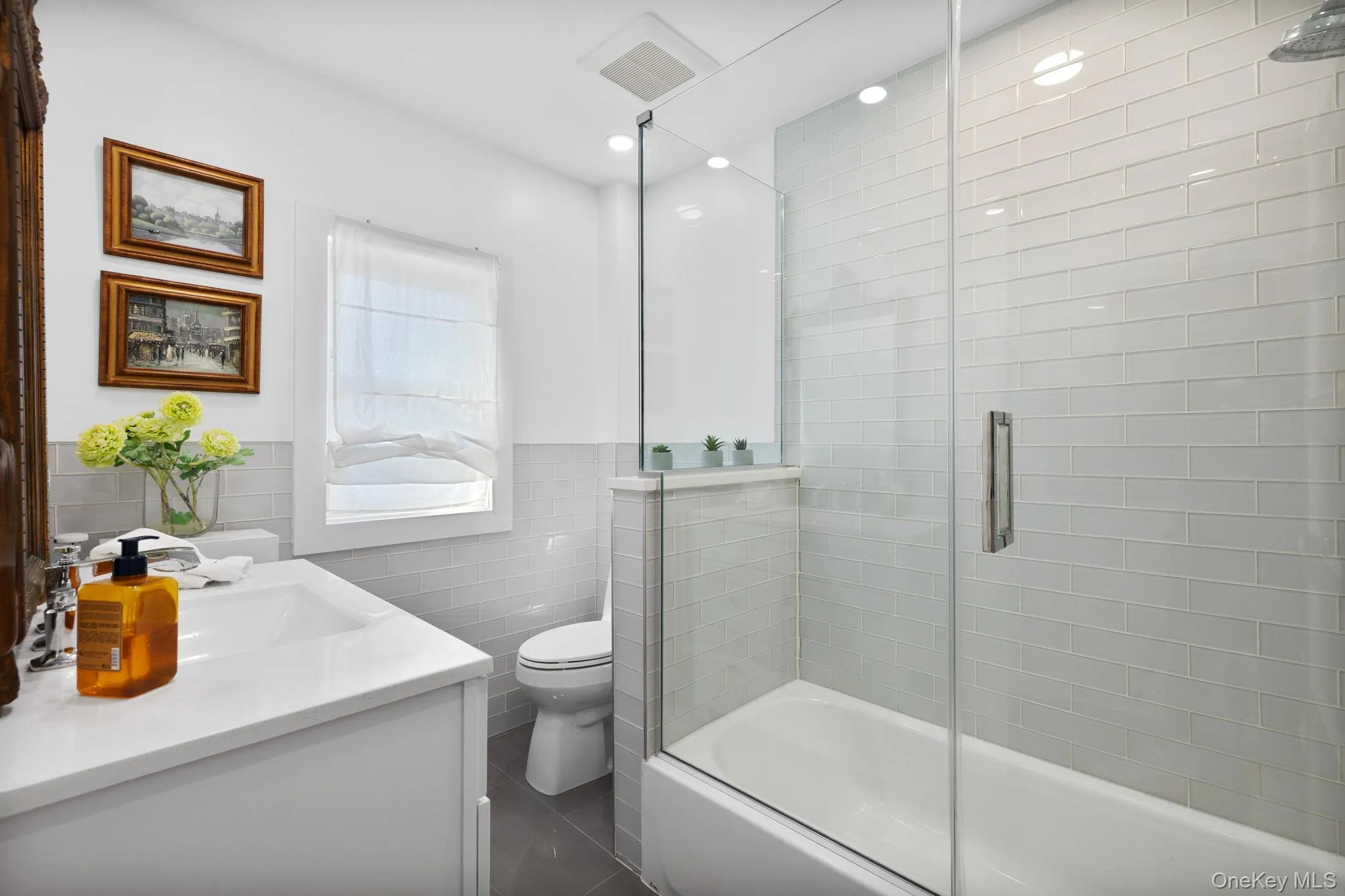 16 Robbins Avenue, Babylon, NY, 3 Bedrooms Bedrooms, 9 Rooms Rooms,2 BathroomsBathrooms,Residential,For Rent,Robbins,0,1047195 16 Robbins Avenue, Babylon, NY, 3 Bedrooms Bedrooms, 9 Rooms Rooms,2 BathroomsBathrooms,Residential,For Rent,Robbins,0,1047195