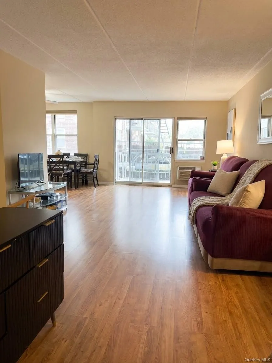 35 Park Avenue, Ramapo, NY, 1 Bedroom Bedrooms, 4 Room Rooms,1 BathroomBathrooms,Residential Lease,For Rent,Park,0,1047196 35 Park Avenue, Ramapo, NY, 1 Bedroom Bedrooms, 4 Room Rooms,1 BathroomBathrooms,Residential Lease,For Rent,Park,0,1047196