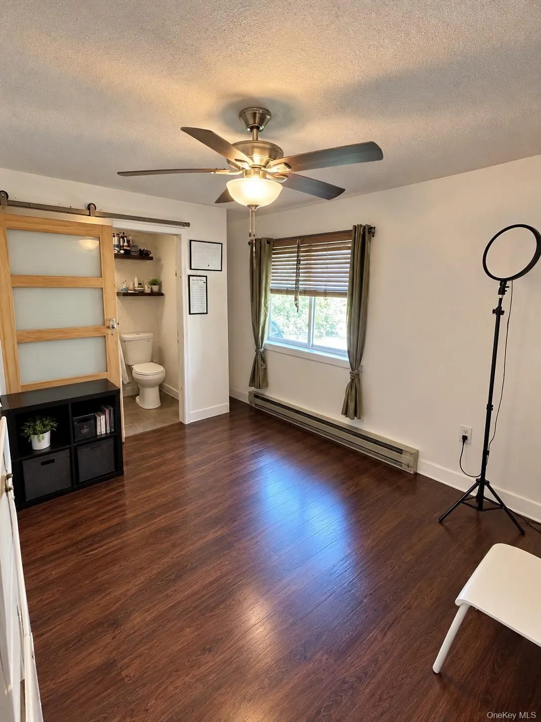 15 Medallion Road, Thompson, NY, 3 Bedrooms Bedrooms, 7 Rooms Rooms,2 BathroomsBathrooms,Residential,For Rent,Medallion,0,1047198 15 Medallion Road, Thompson, NY, 3 Bedrooms Bedrooms, 7 Rooms Rooms,2 BathroomsBathrooms,Residential,For Rent,Medallion,0,1047198